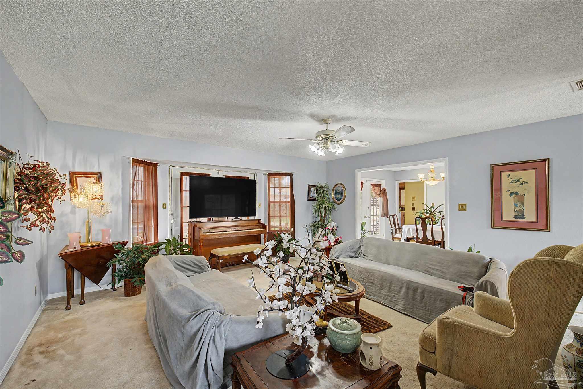 2017 E Cross Street Pensacola FL 32503