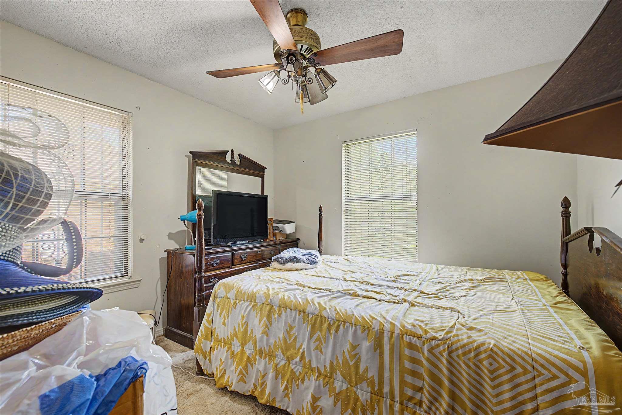 2017 E Cross Street Pensacola FL 32503
