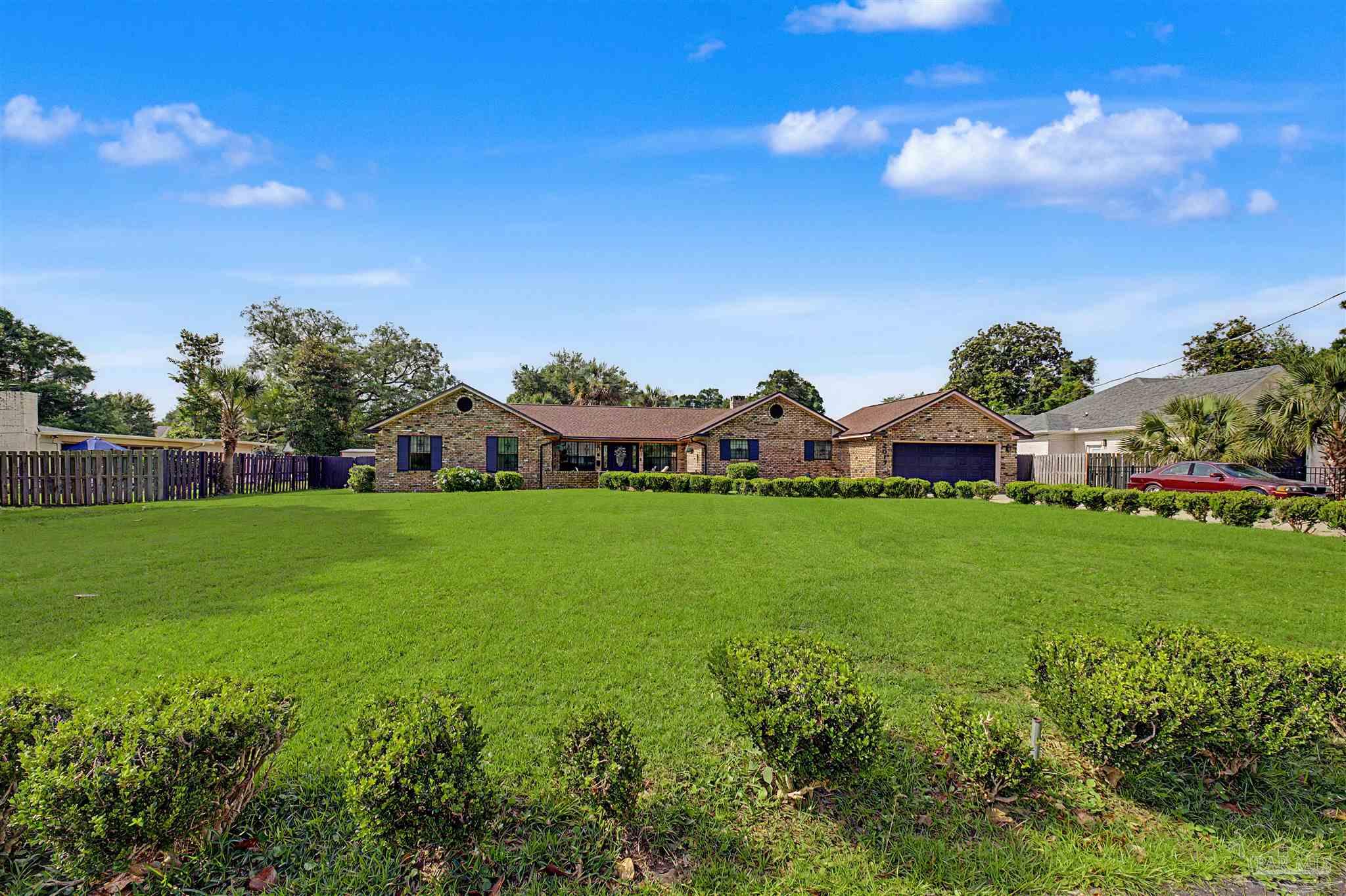 2017 E Cross Street Pensacola FL 32503