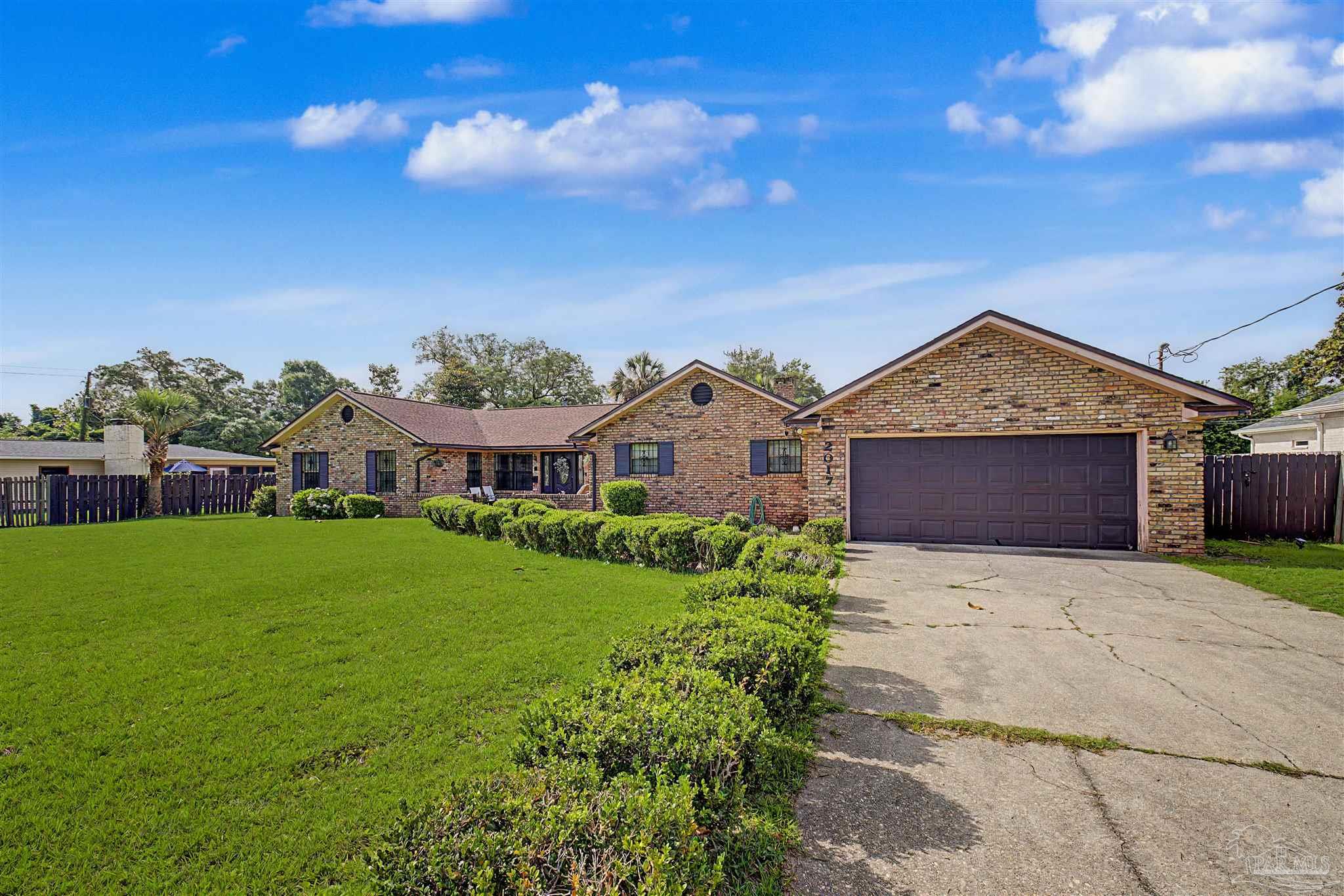 2017 E Cross Street Pensacola FL 32503