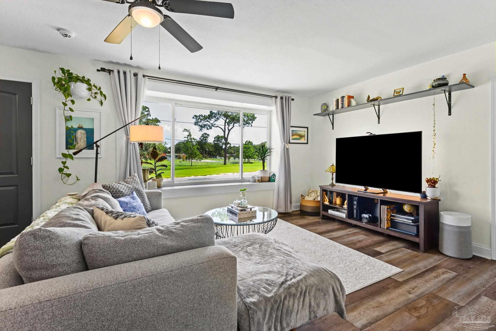 4905 Kinnear Avenue Pensacola FL 32506