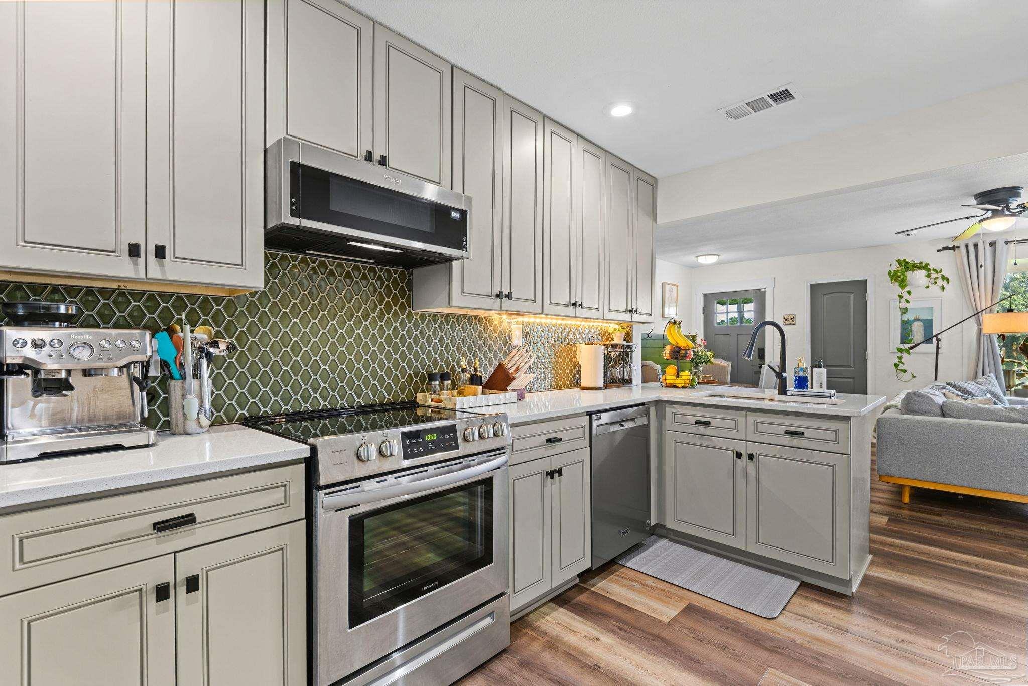 4905 Kinnear Avenue Pensacola FL 32506
