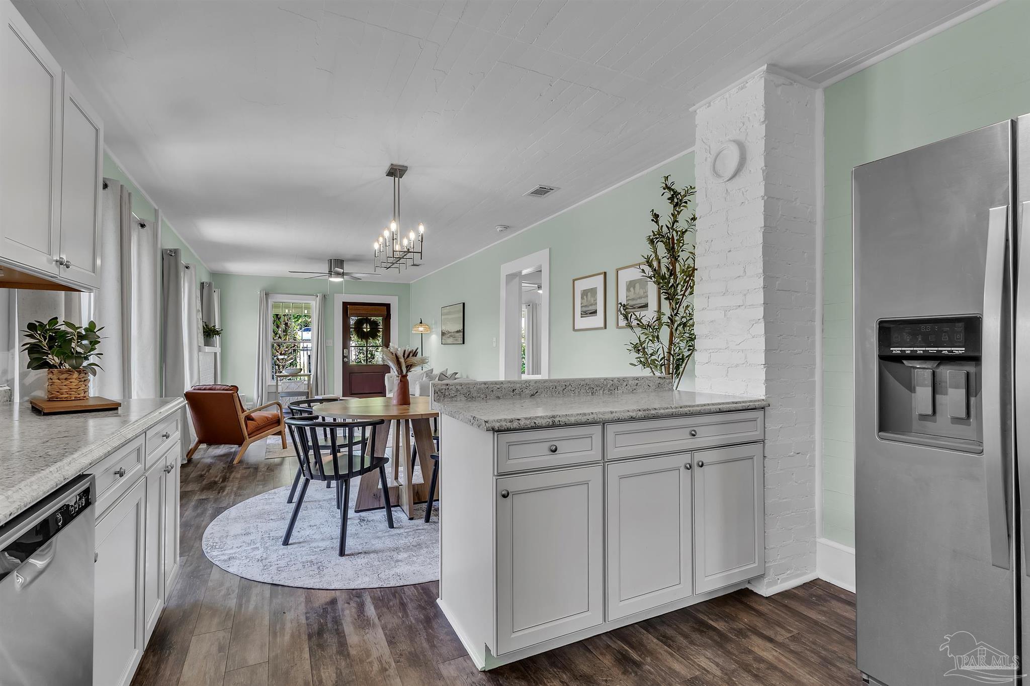 2025 W Wright Street Pensacola FL 32502