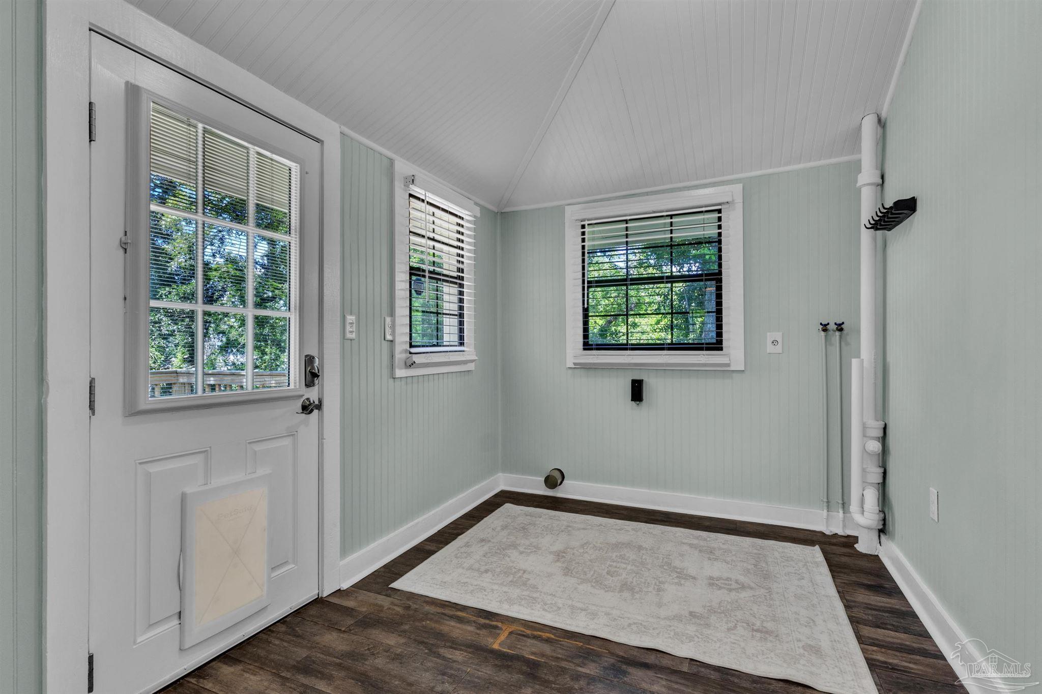 2025 W Wright Street Pensacola FL 32502