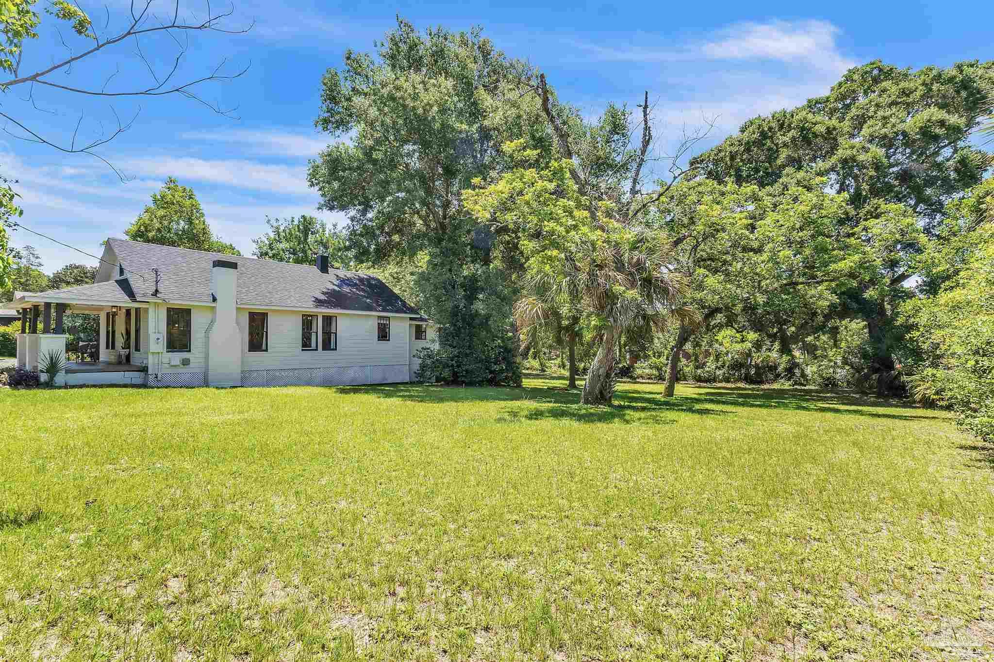 2025 W Wright Street Pensacola FL 32502