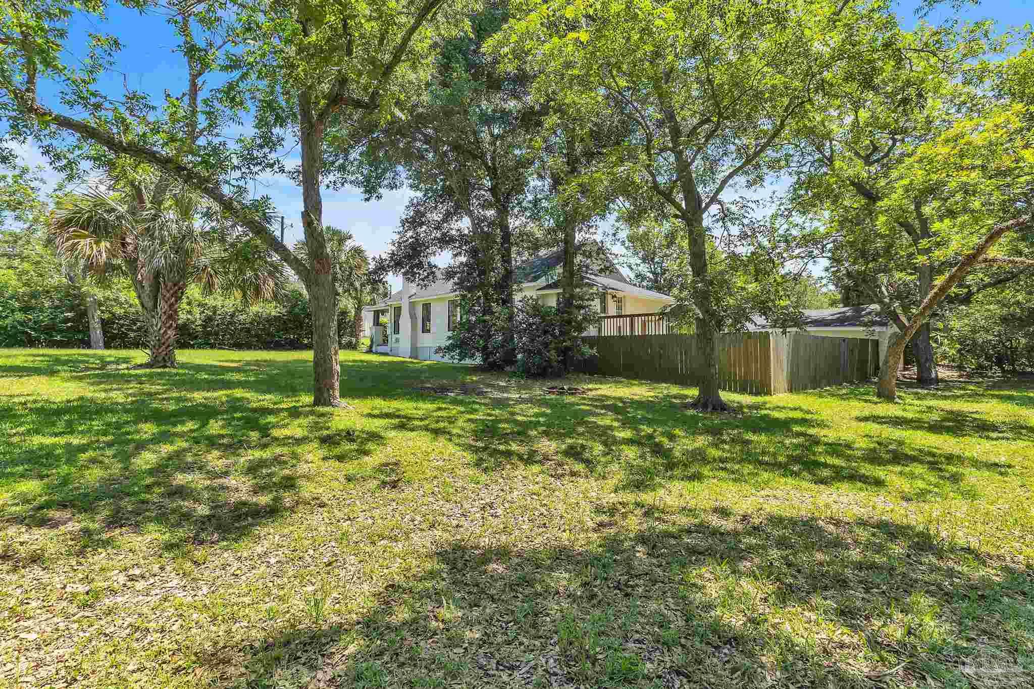 2025 W Wright Street Pensacola FL 32502