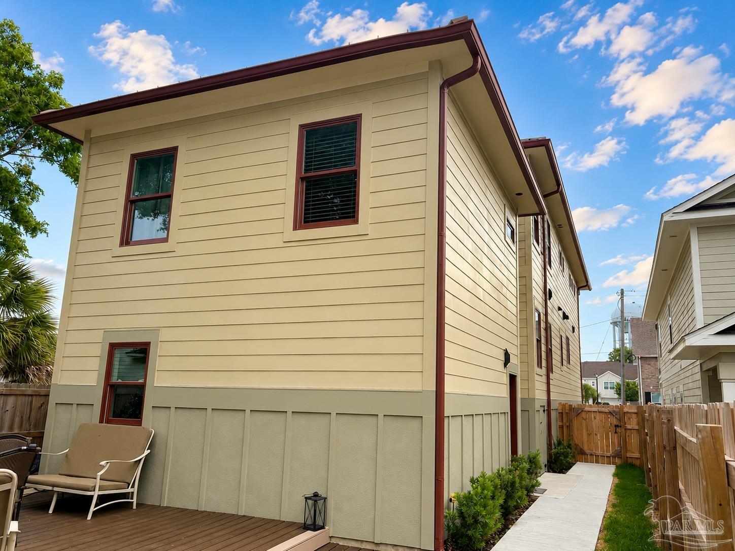 219 N Devillars Street Pensacola FL 32502