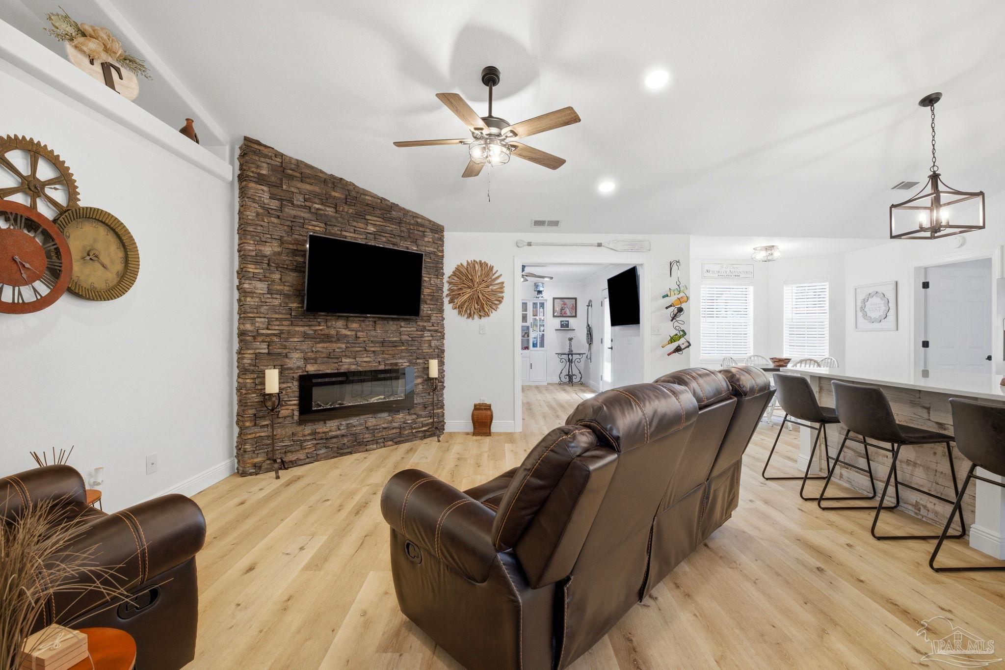 7953 Lola Circle Navarre FL 32566