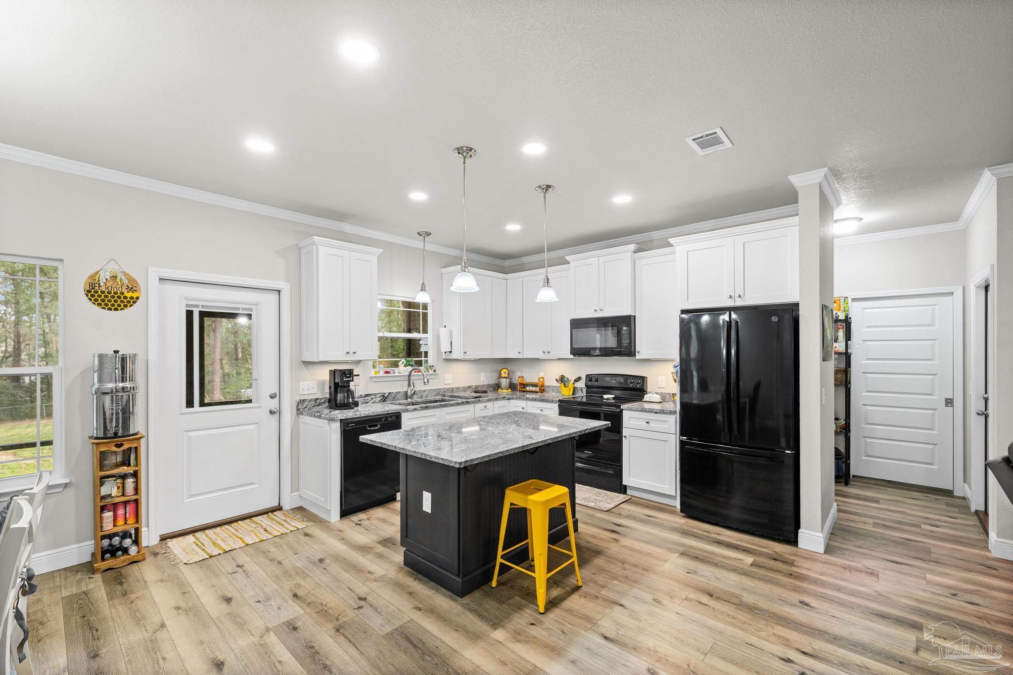 922 E Edney Avenue Crestview FL 32539