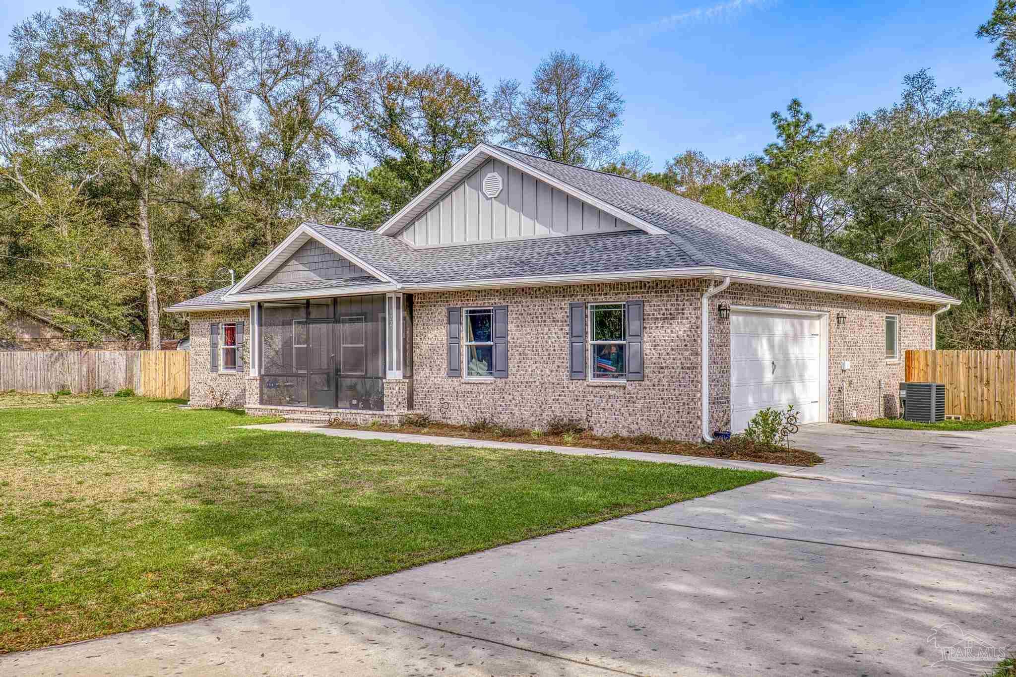 922 E Edney Avenue Crestview FL 32539