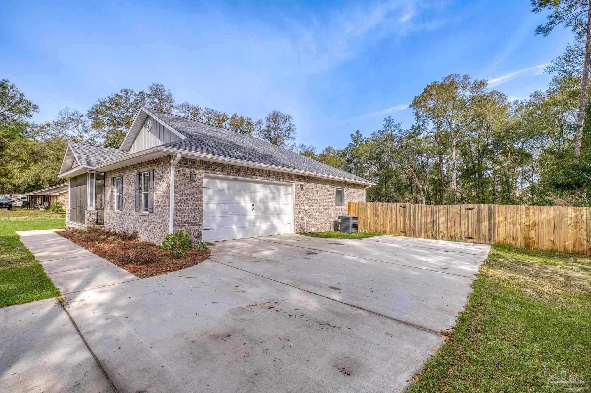 922 E Edney Avenue Crestview FL 32539