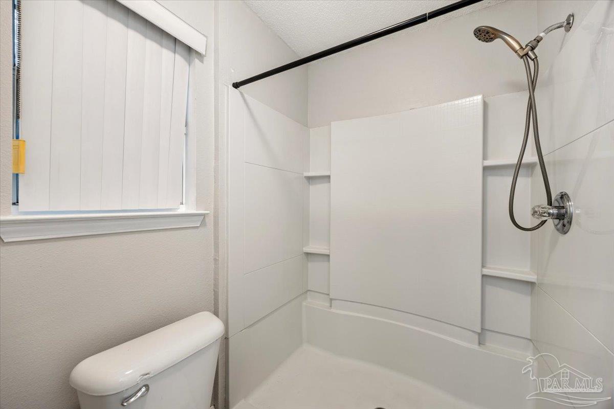 1060 Cobblestone Drive Pensacola FL 32514