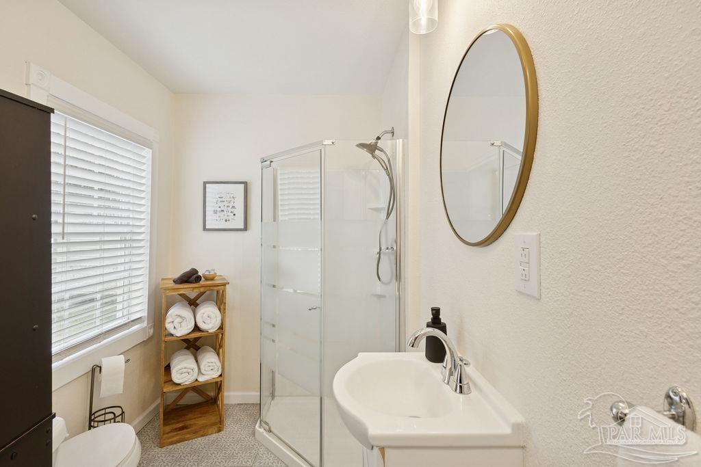 208 S Devillers Street Pensacola FL 32502