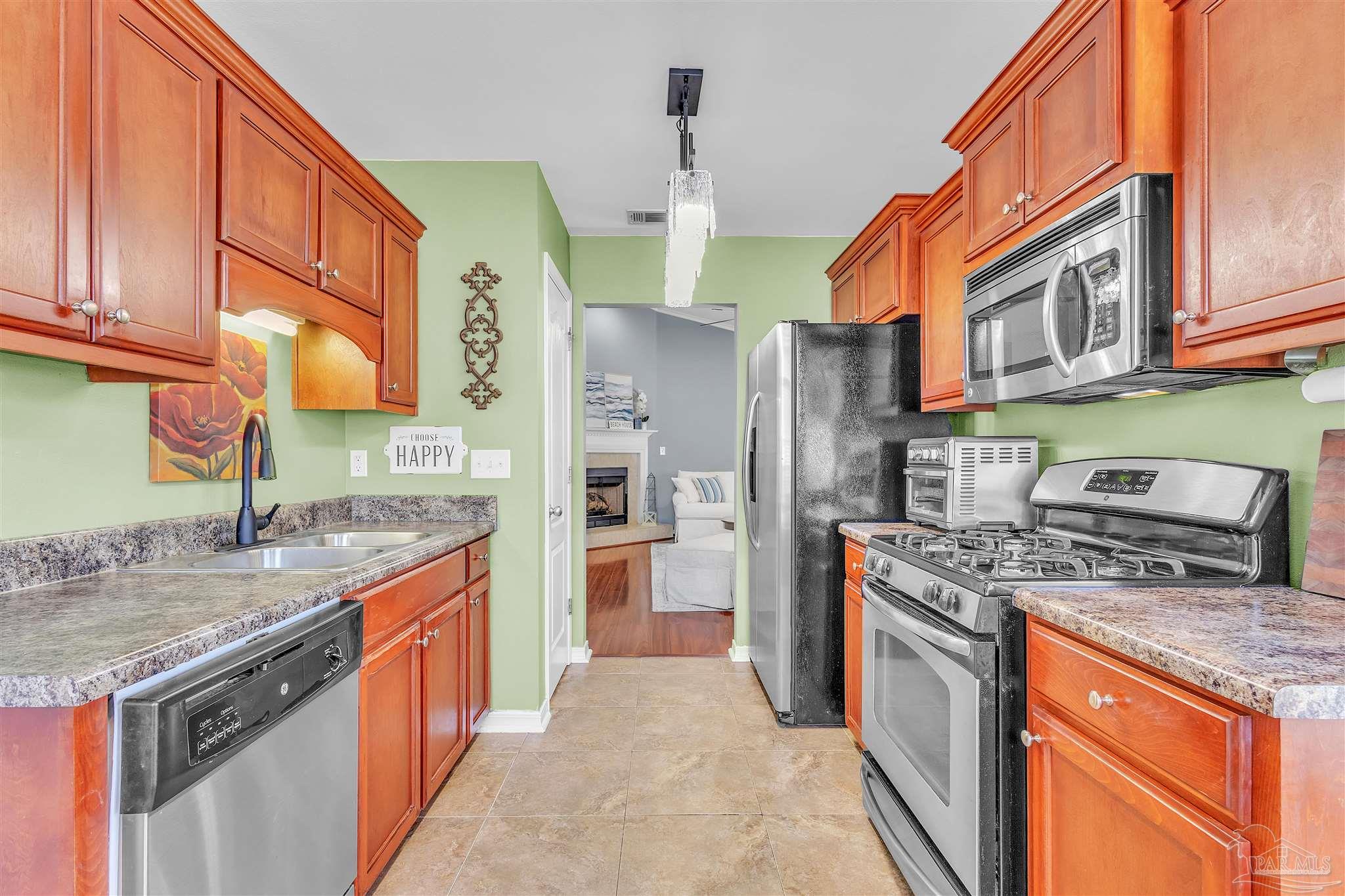 675 Edith Lane Pensacola FL 32534