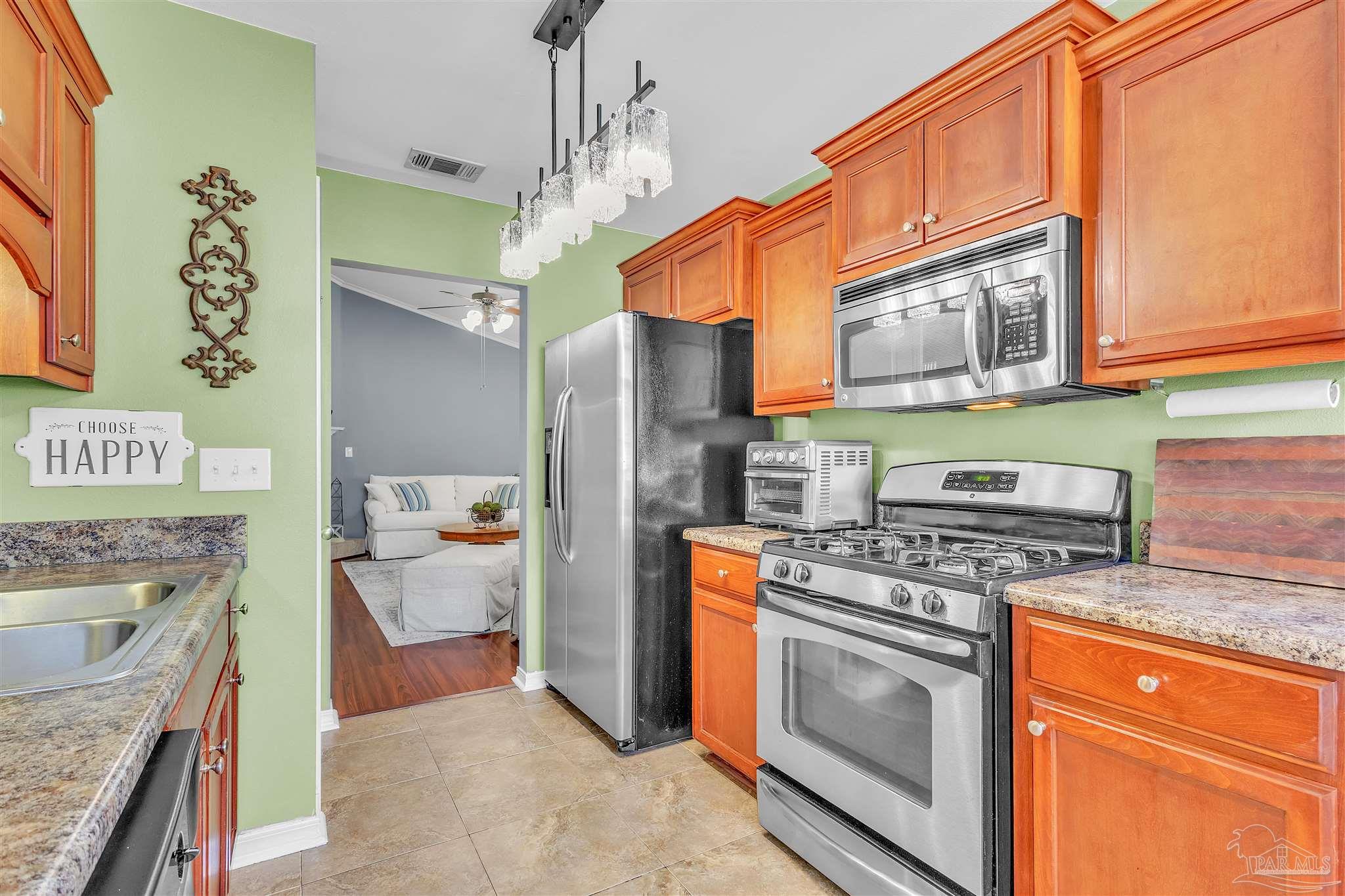 675 Edith Lane Pensacola FL 32534