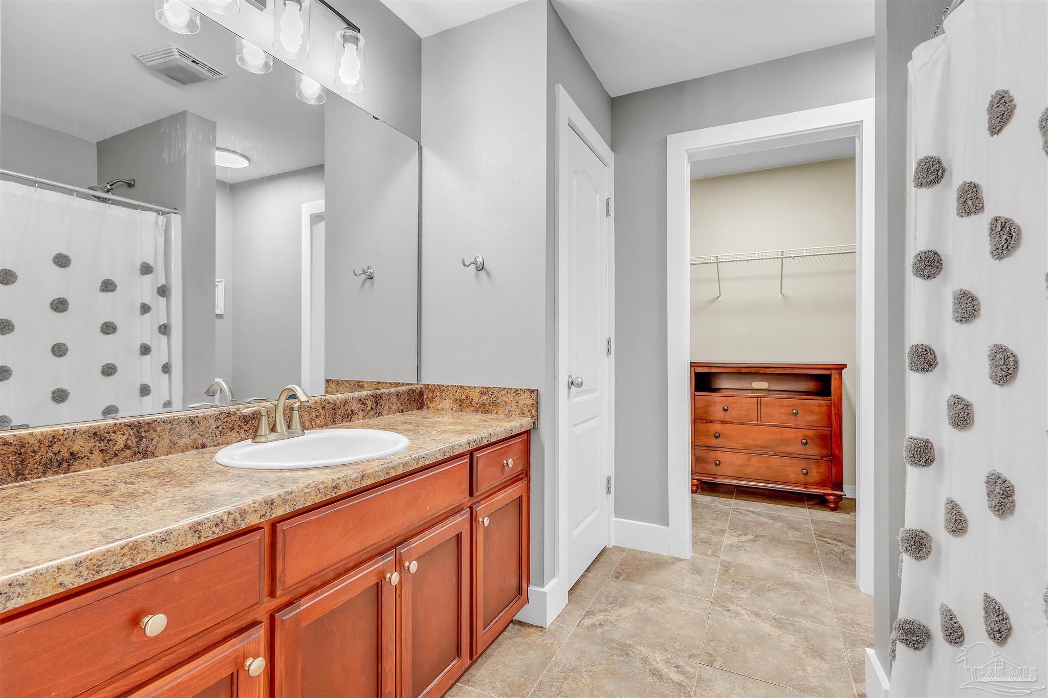 675 Edith Lane Pensacola FL 32534