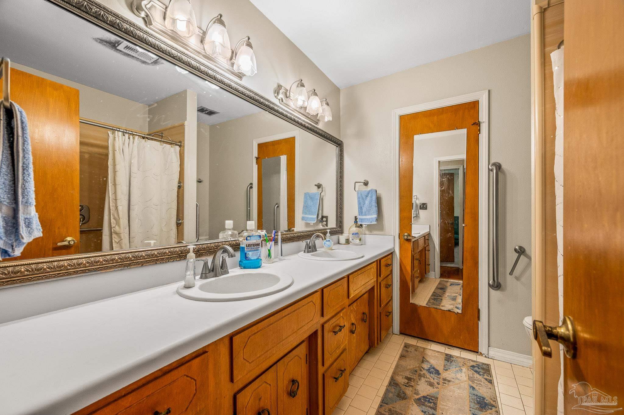 6740 Bunker Hill Circle Pensacola FL 32506