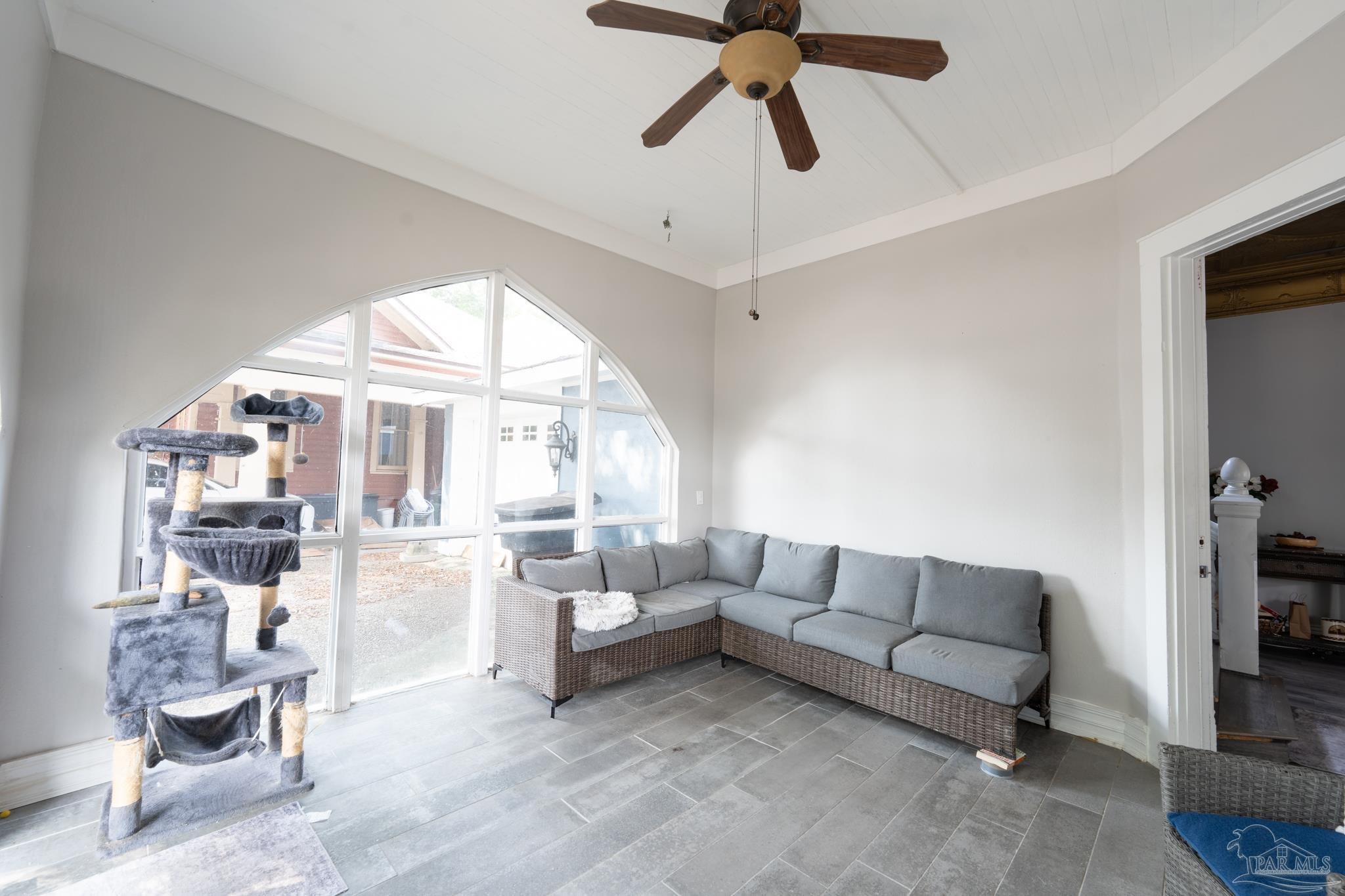 713 N Spring Street Pensacola FL 32501
