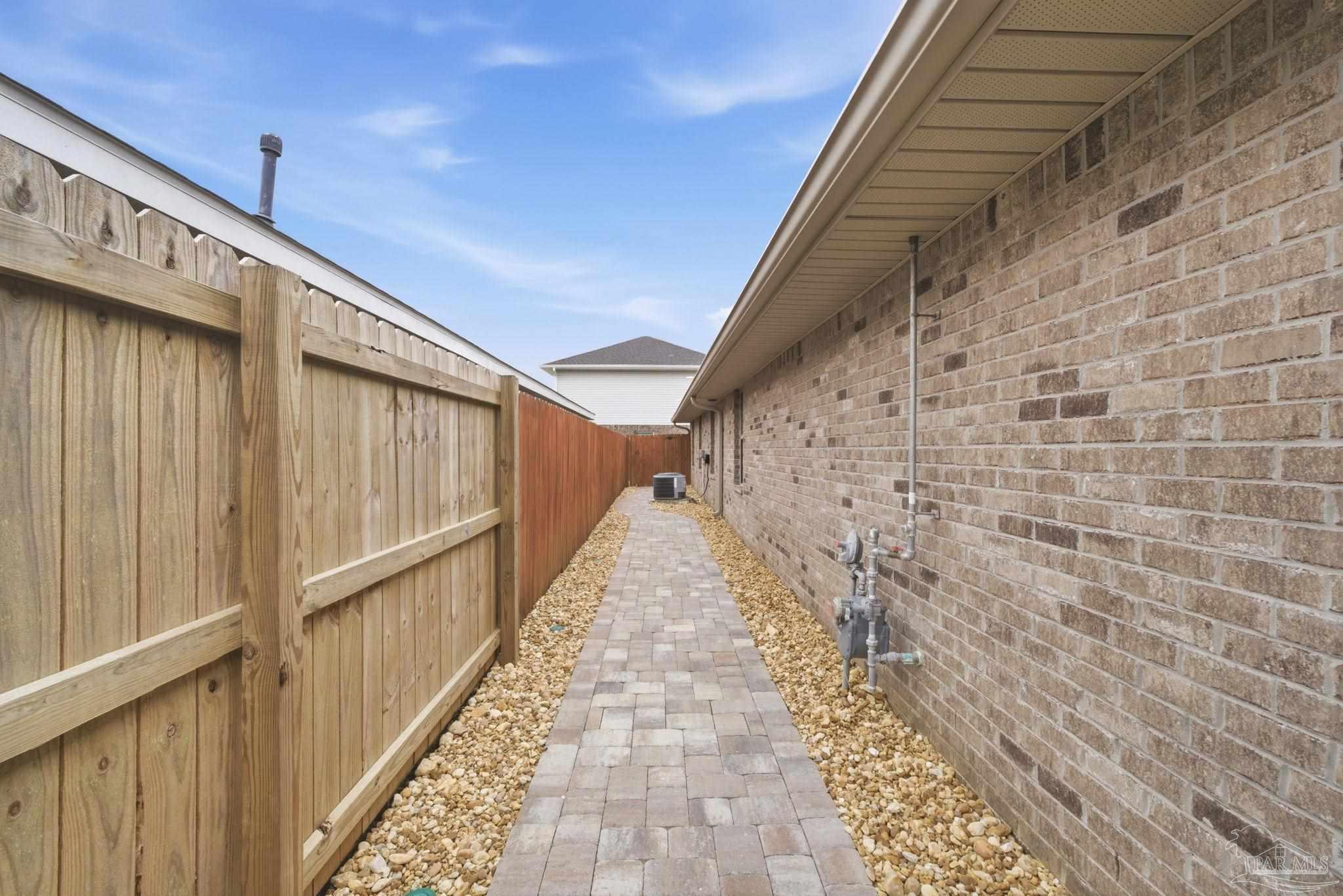 3857 Sandspur Lane Pensacola FL 32506
