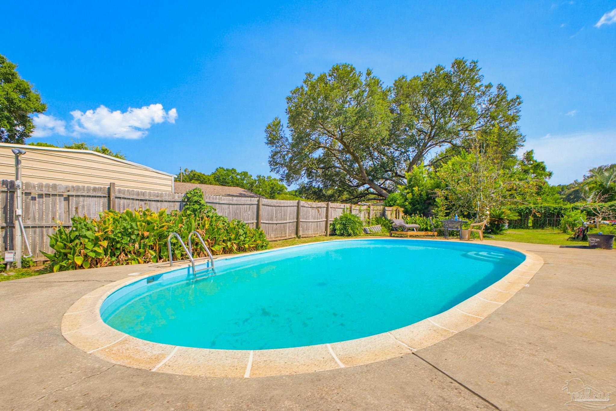 7412 Tippin Avenue Pensacola FL 32504