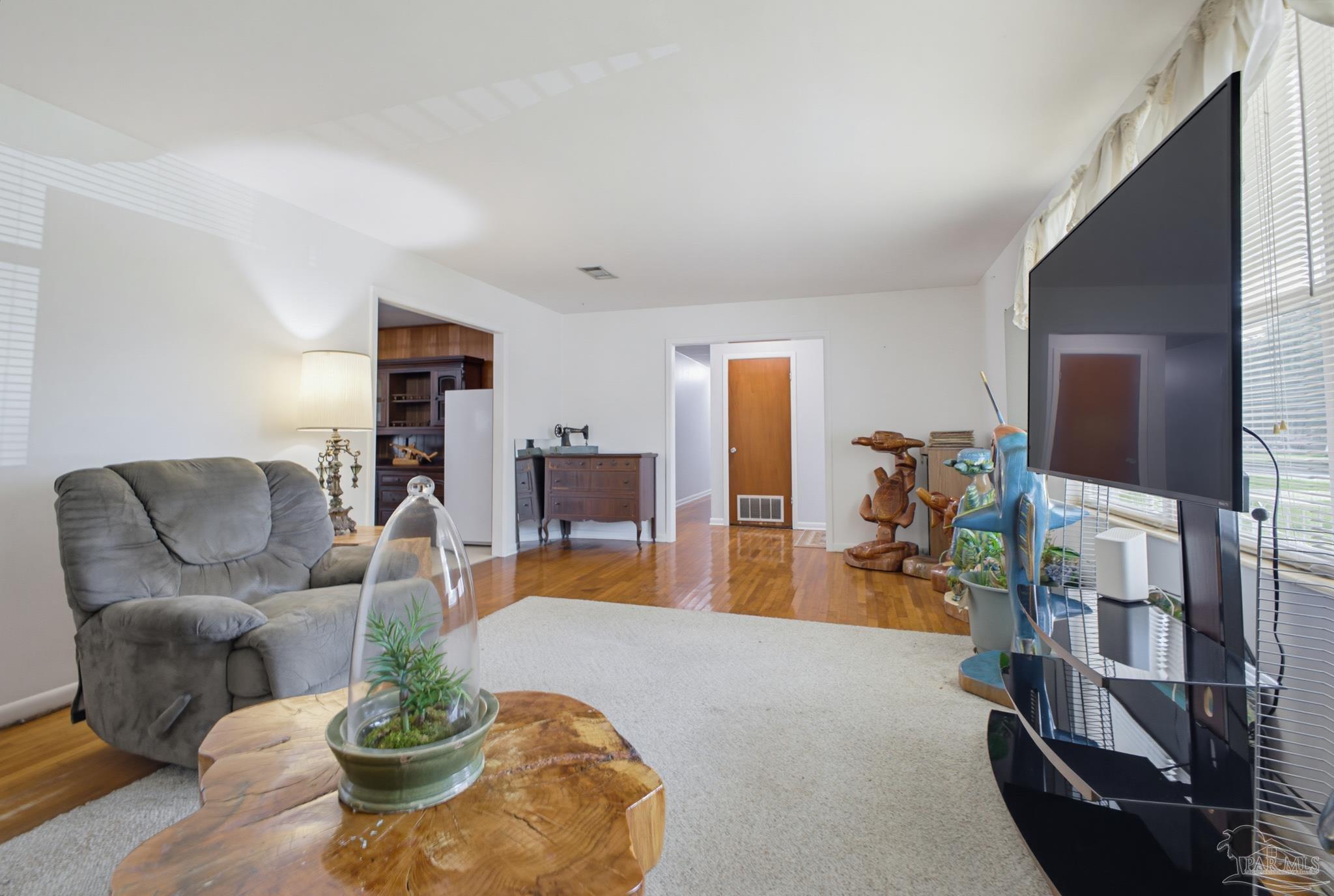 7412 Tippin Avenue Pensacola FL 32504