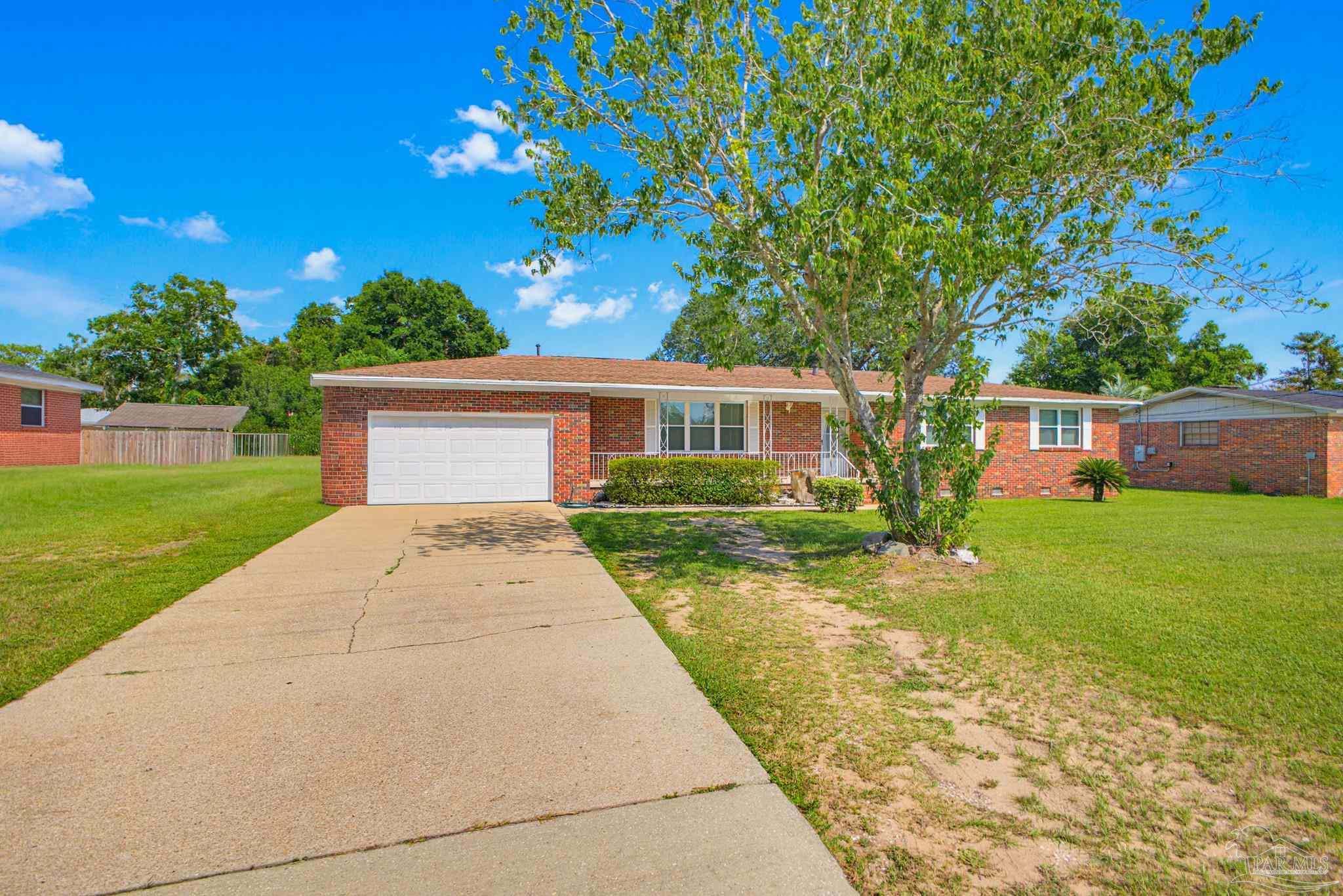 7412 Tippin Avenue Pensacola FL 32504