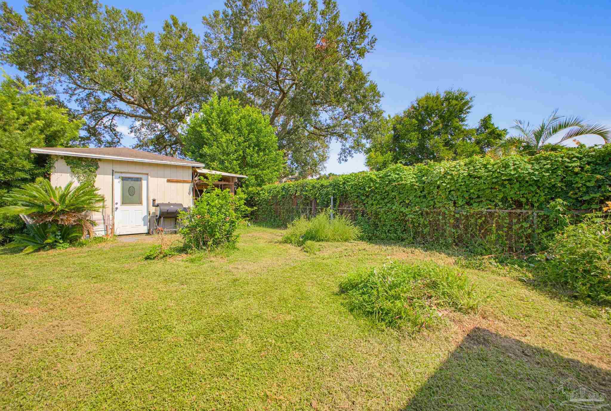7412 Tippin Avenue Pensacola FL 32504