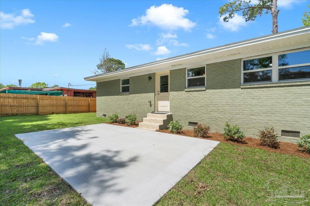 2023 Summit Boulevard Pensacola FL 32503