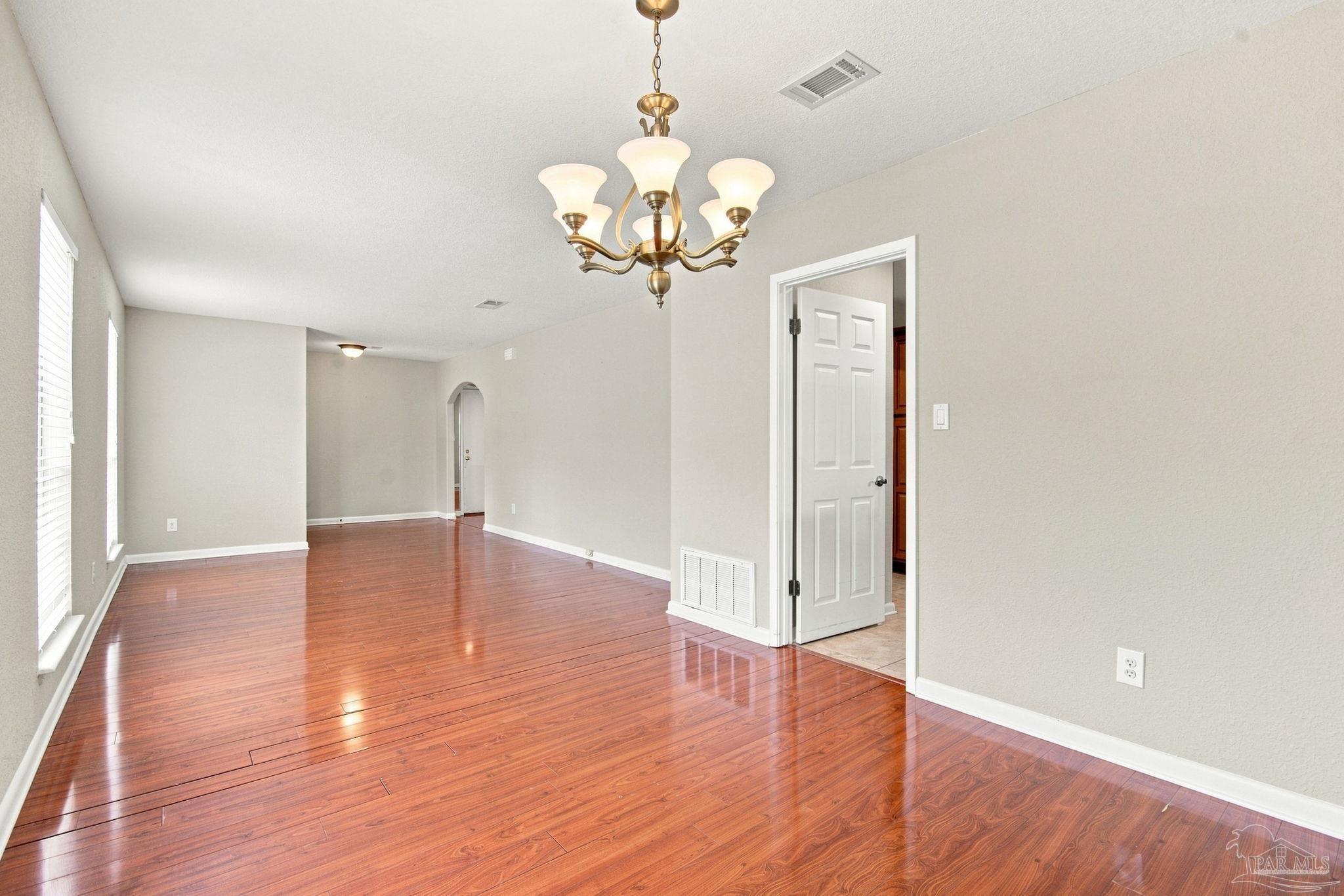 8221 Squire Road Pensacola FL 32514