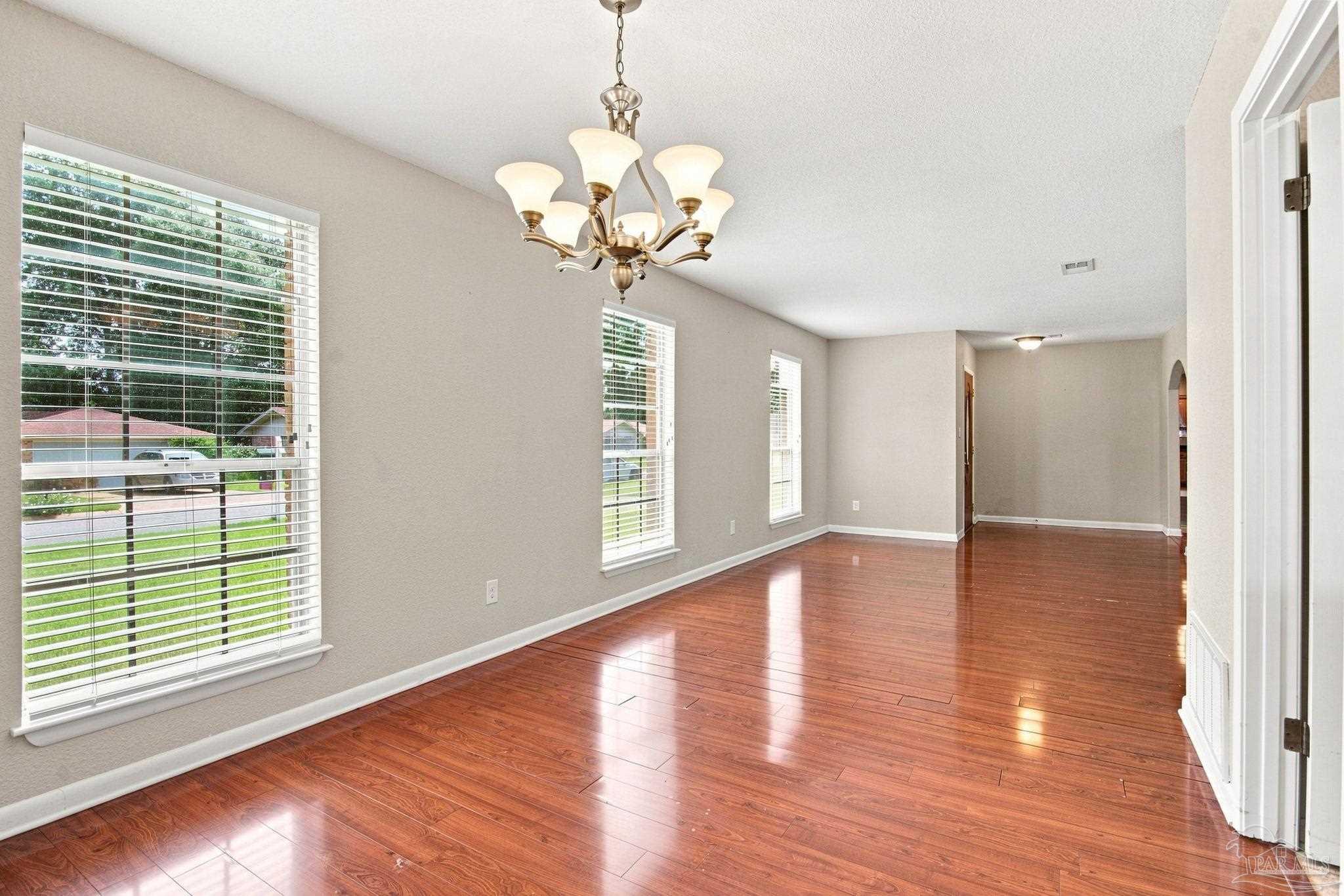 8221 Squire Road Pensacola FL 32514