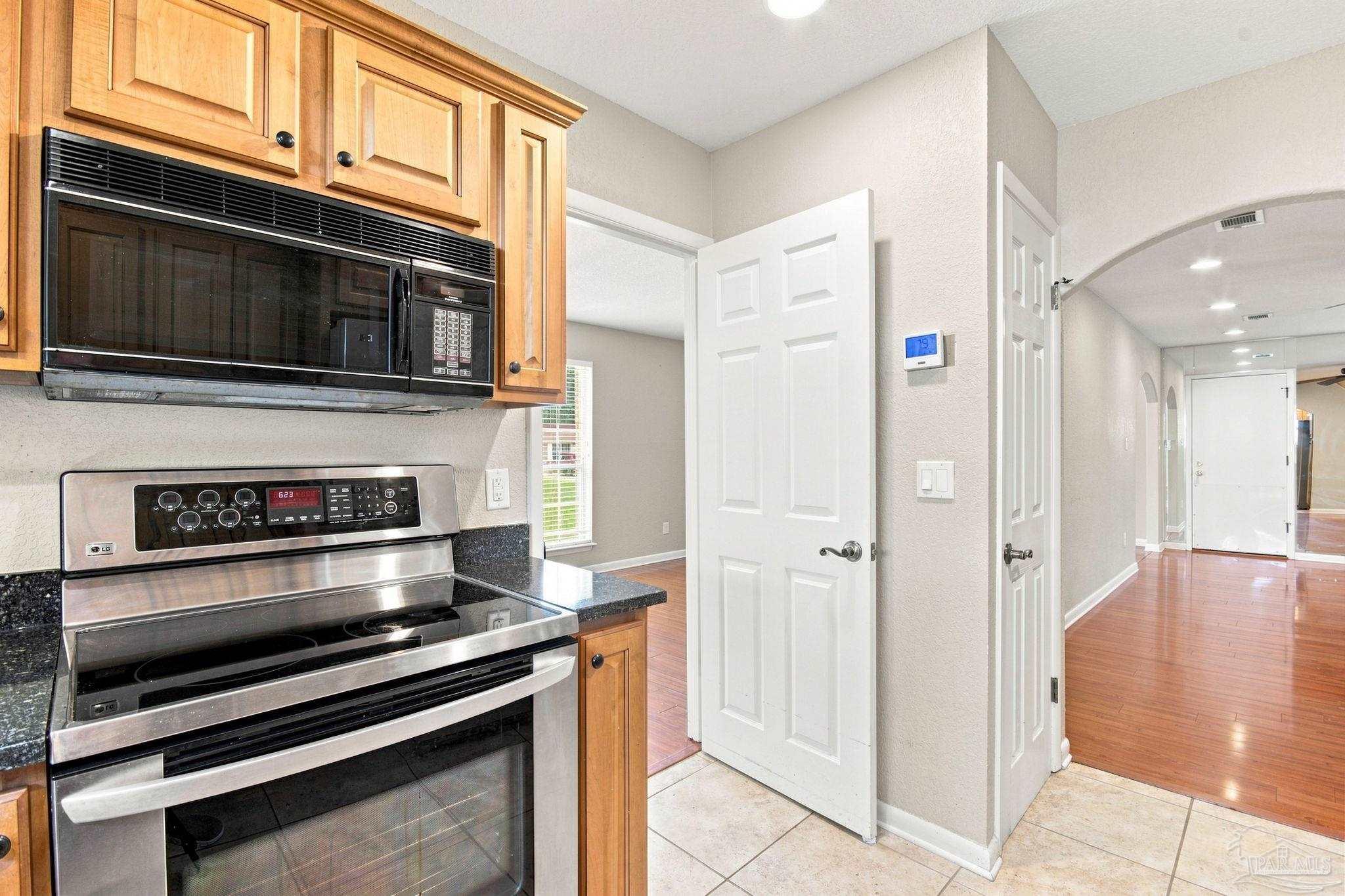 8221 Squire Road Pensacola FL 32514