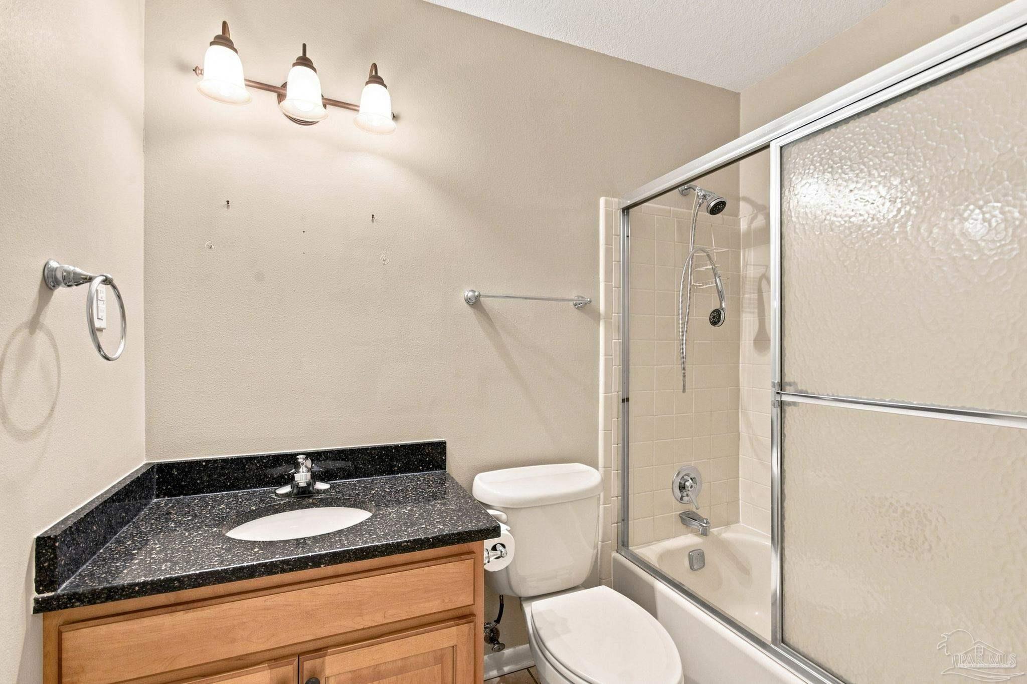 8221 Squire Road Pensacola FL 32514