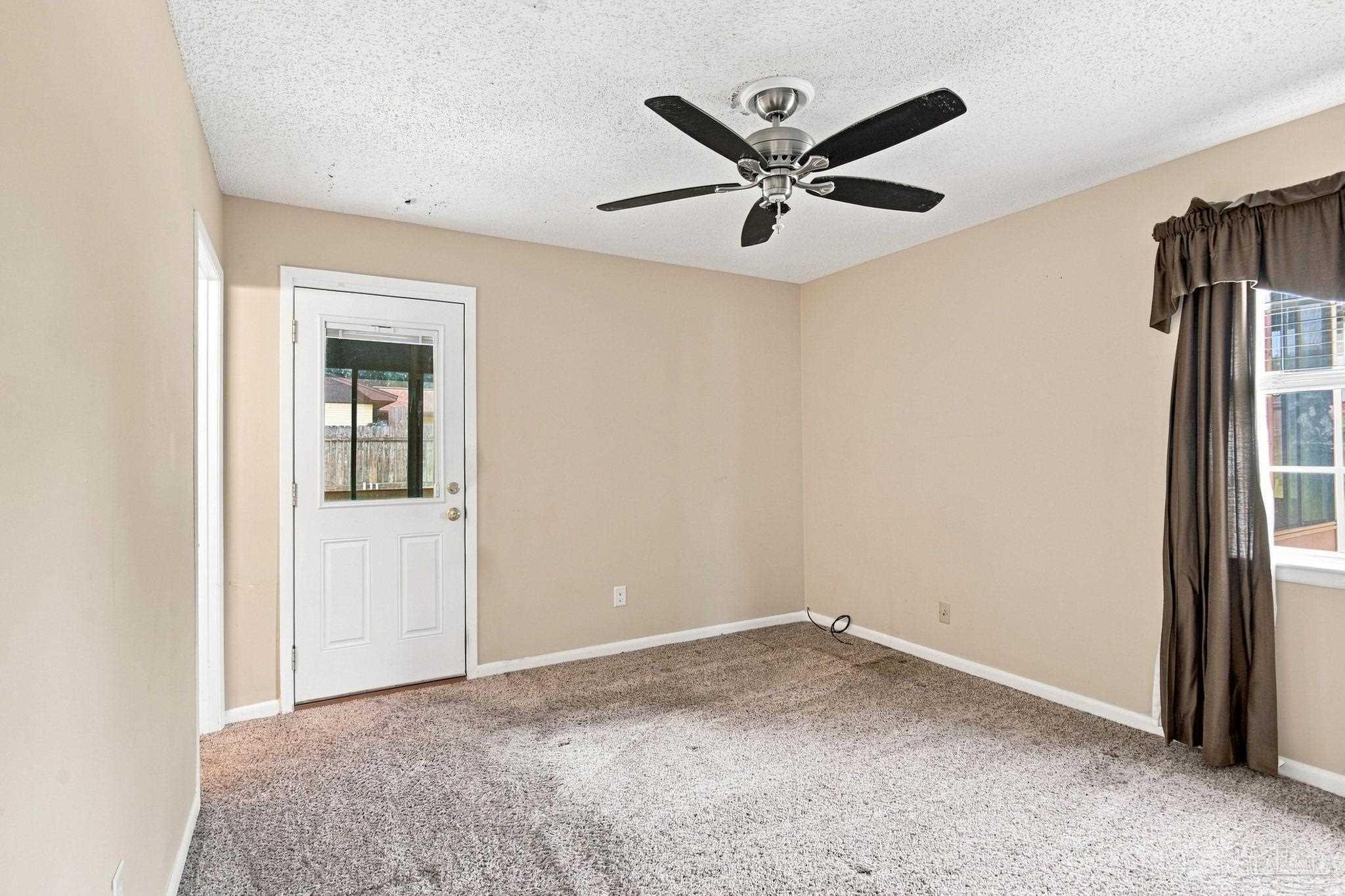 8221 Squire Road Pensacola FL 32514