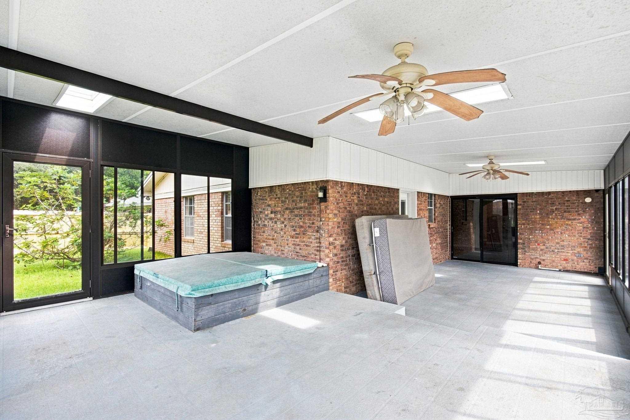 8221 Squire Road Pensacola FL 32514