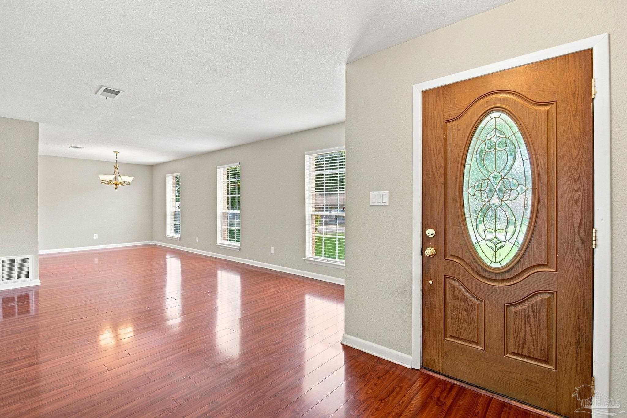 8221 Squire Road Pensacola FL 32514
