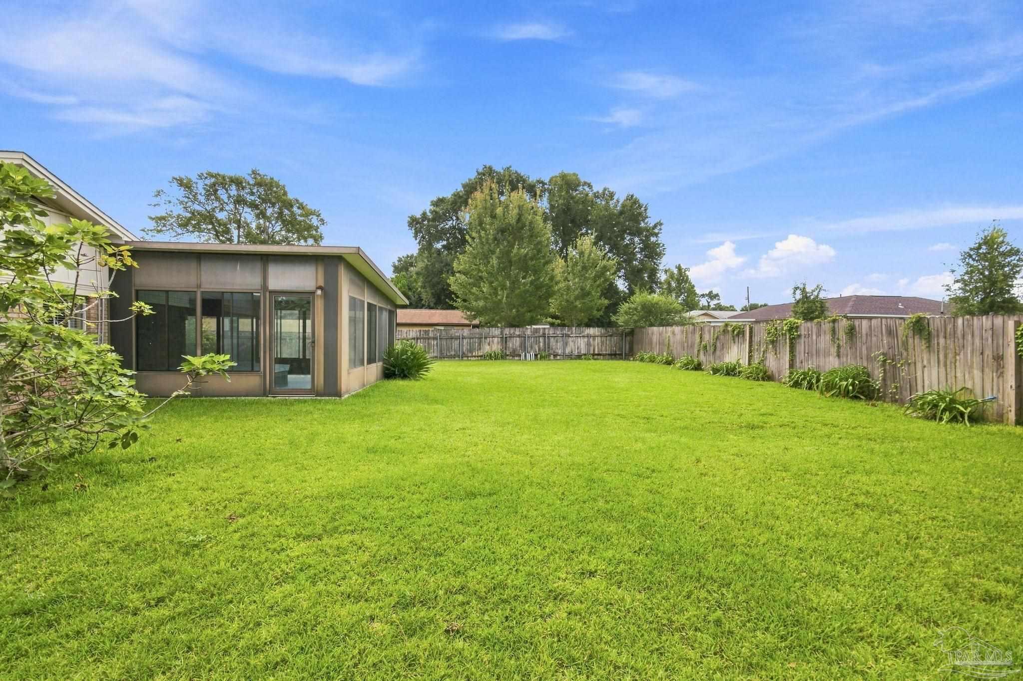 8221 Squire Road Pensacola FL 32514