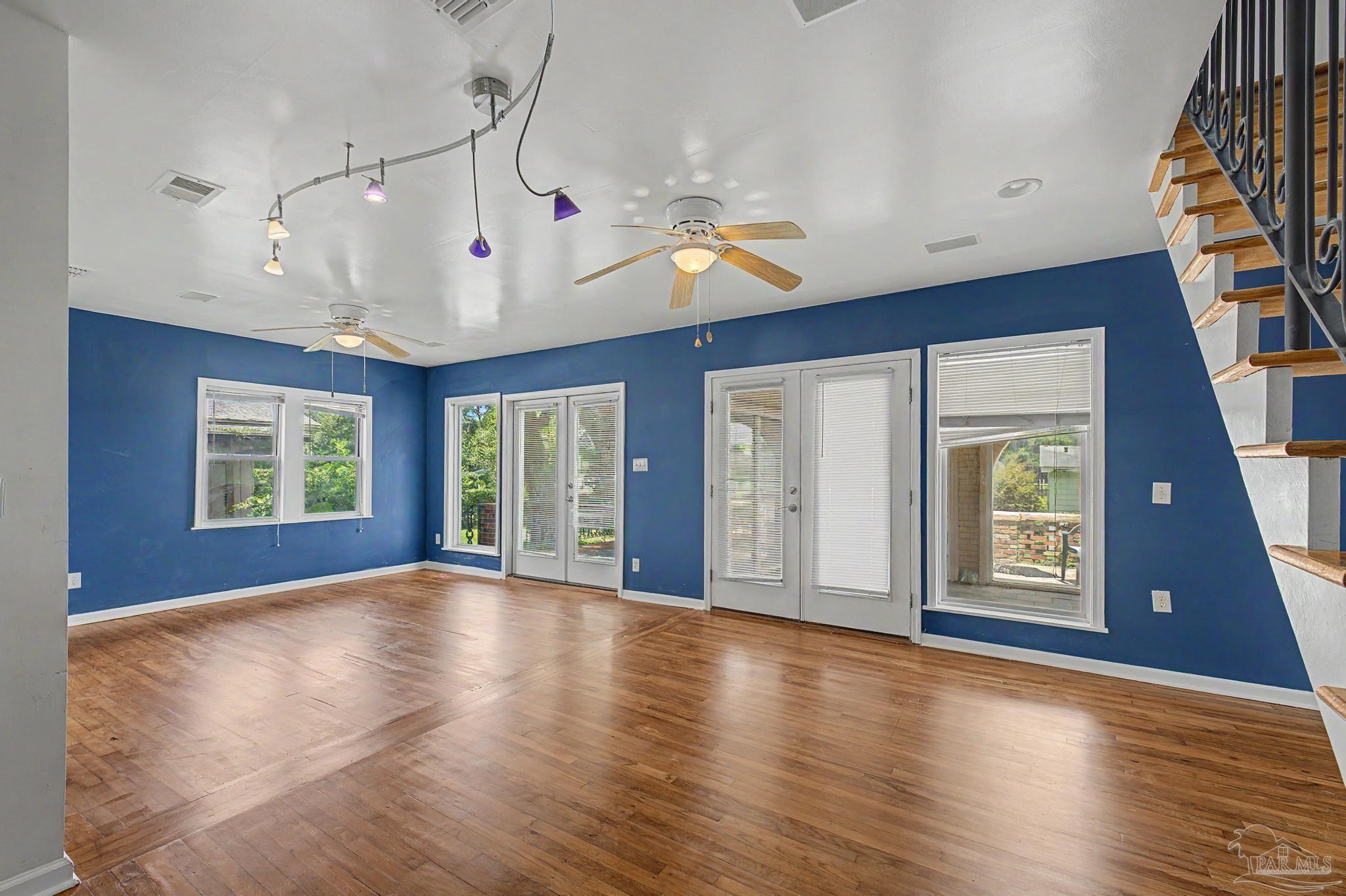 208 Pinewood Lane Pensacola FL 32507