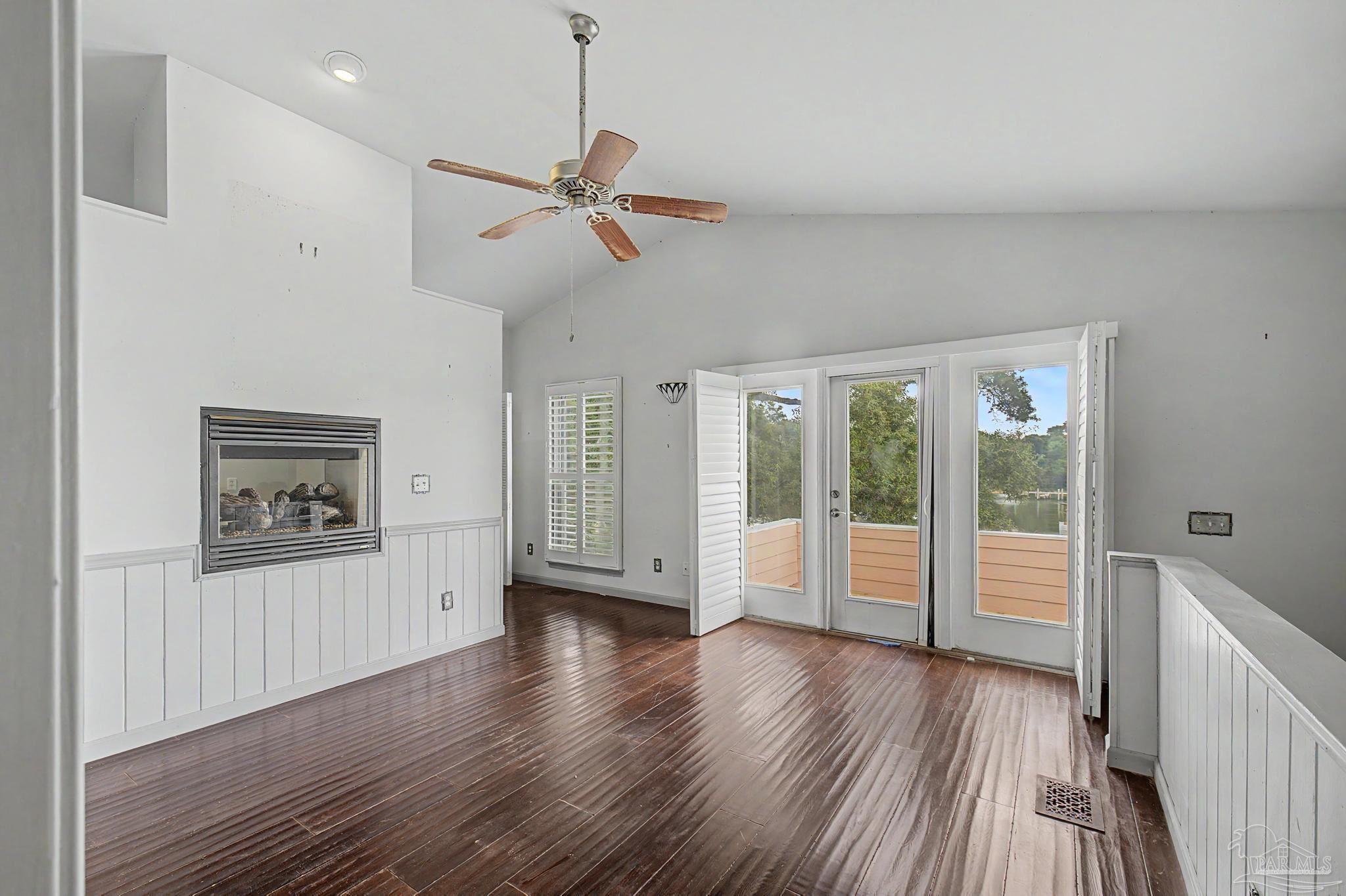 208 Pinewood Lane Pensacola FL 32507