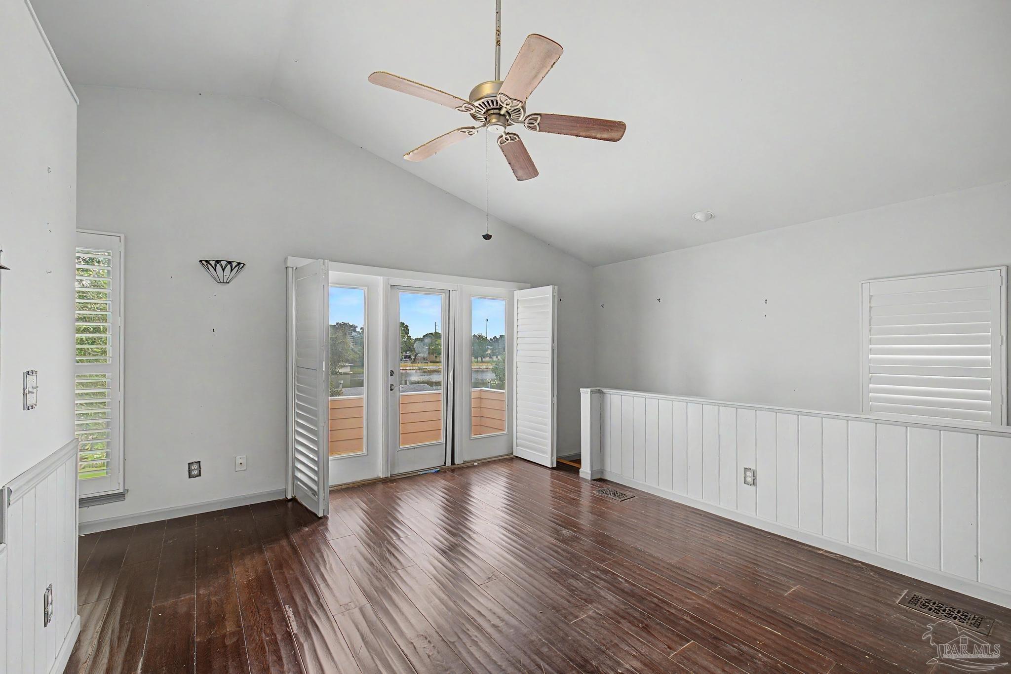 208 Pinewood Lane Pensacola FL 32507