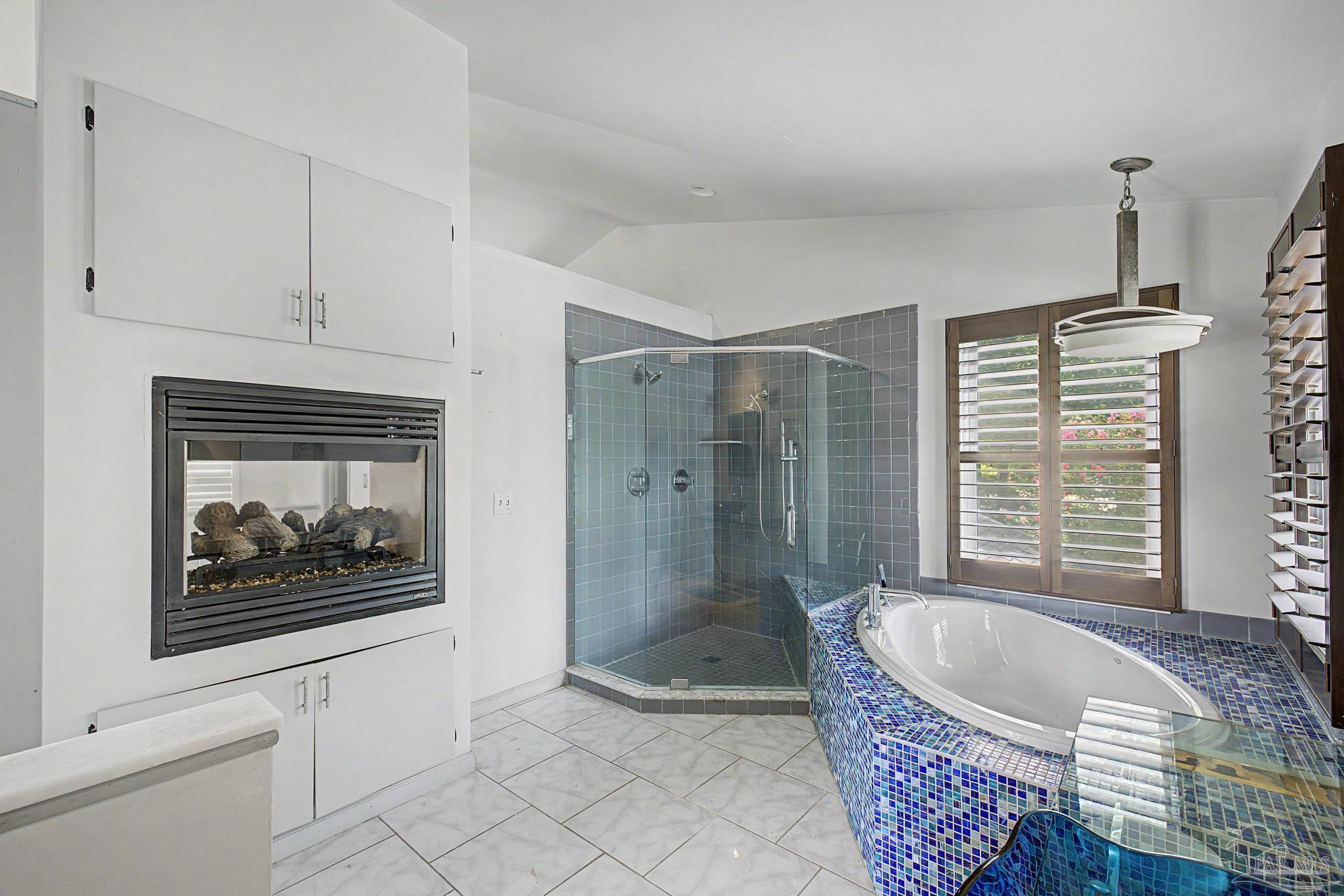 208 Pinewood Lane Pensacola FL 32507