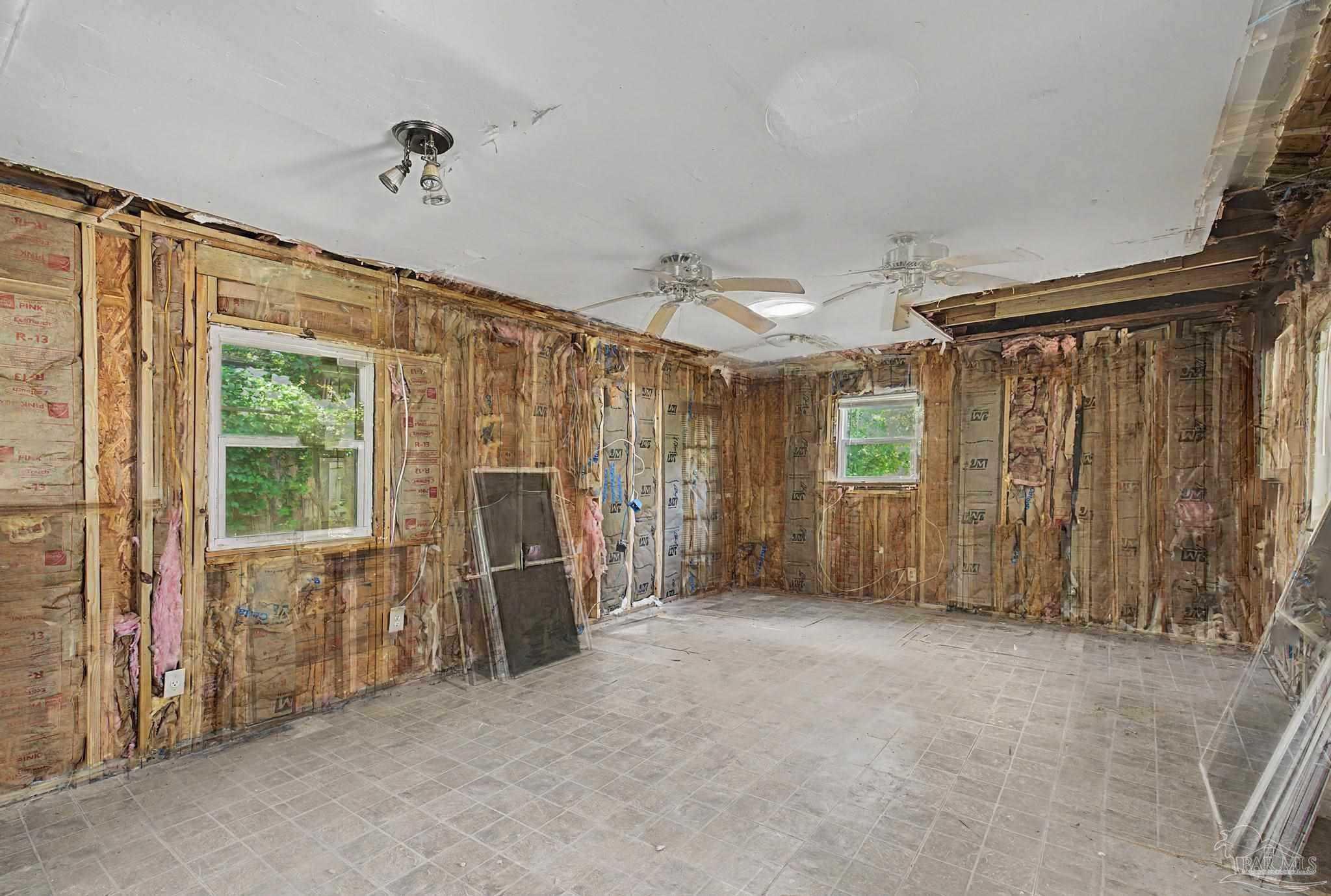 208 Pinewood Lane Pensacola FL 32507