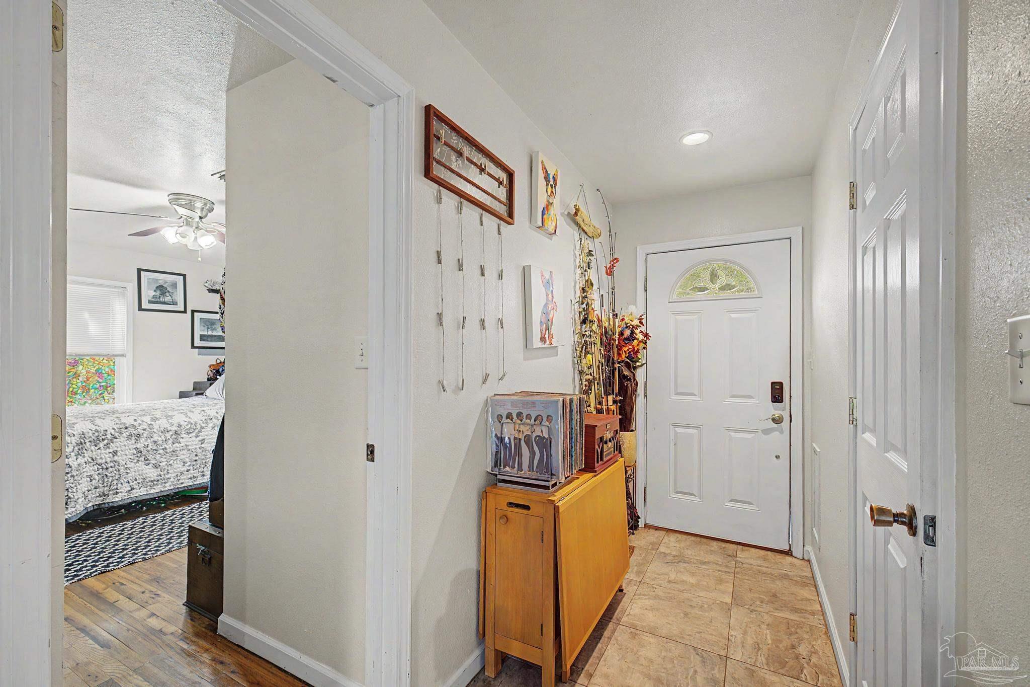 208 Pinewood Lane Pensacola FL 32507