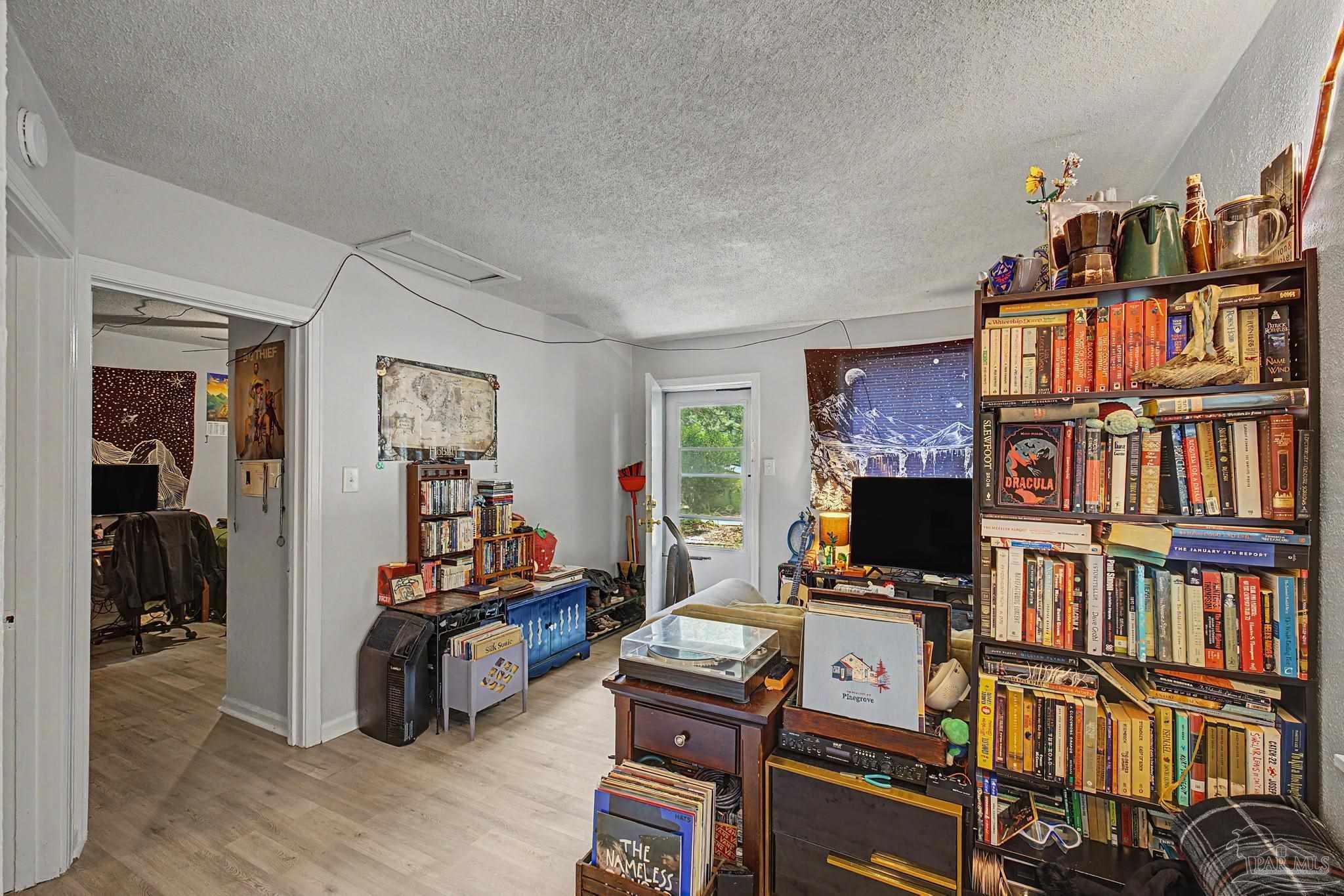208 Pinewood Lane Pensacola FL 32507