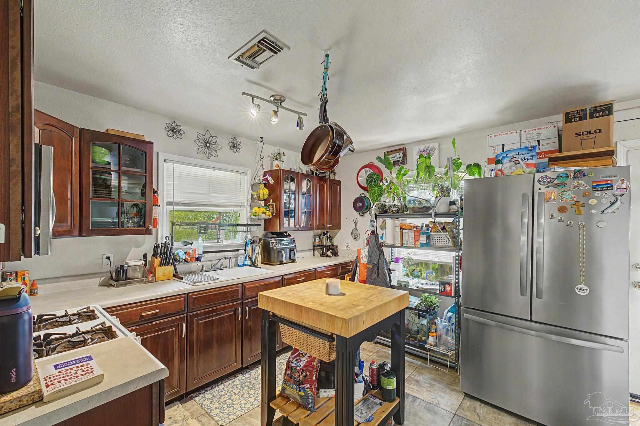 208 Pinewood Lane Pensacola FL 32507