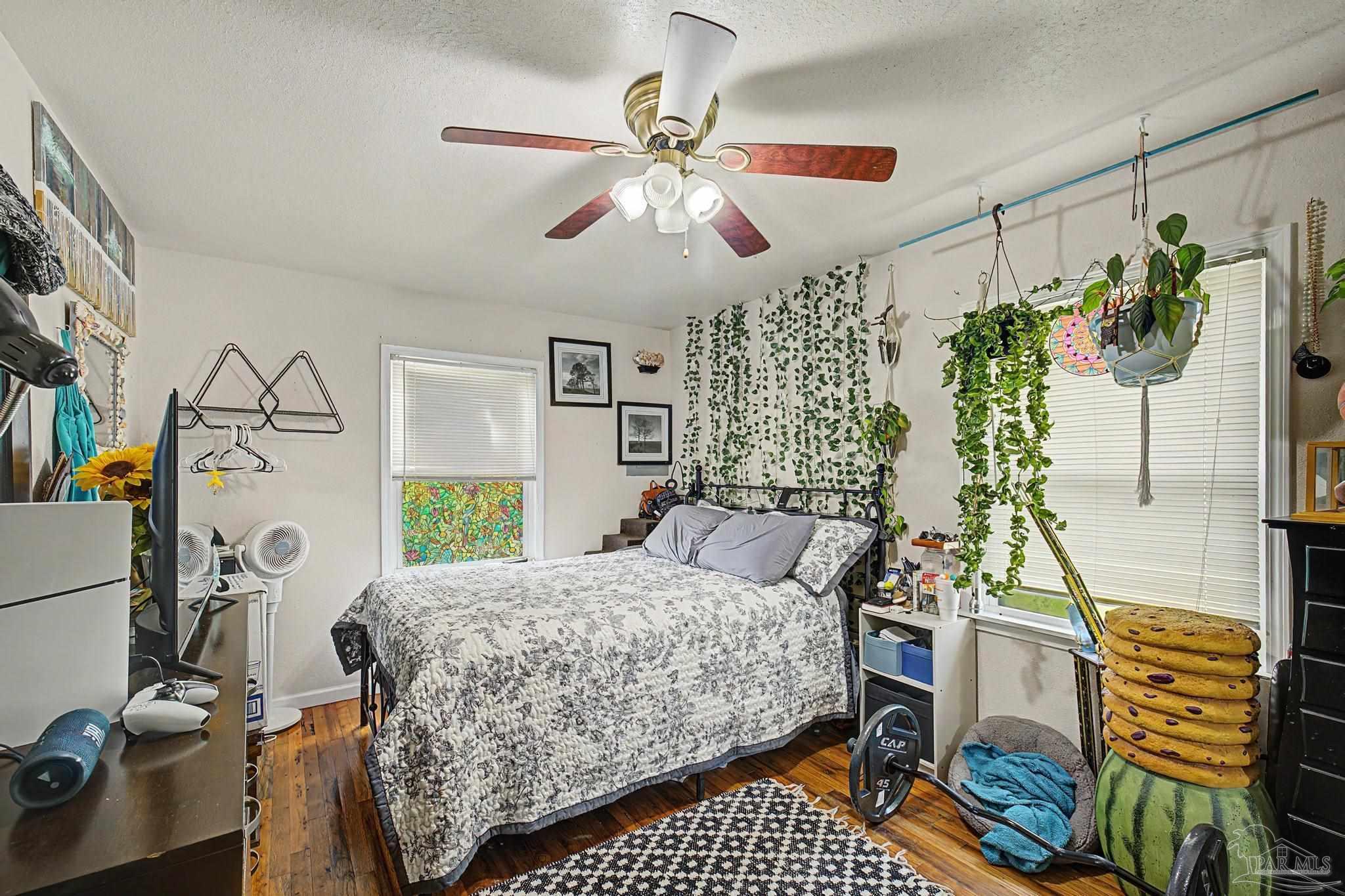 208 Pinewood Lane Pensacola FL 32507