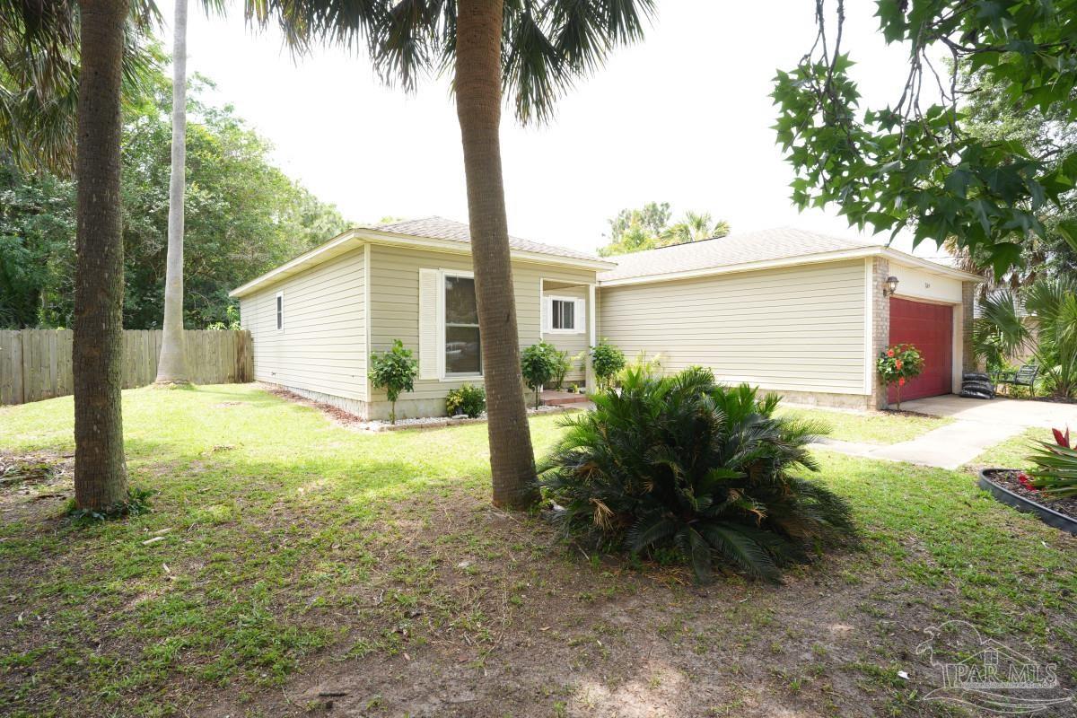 2005 Commodore Drive Navarre FL 32566