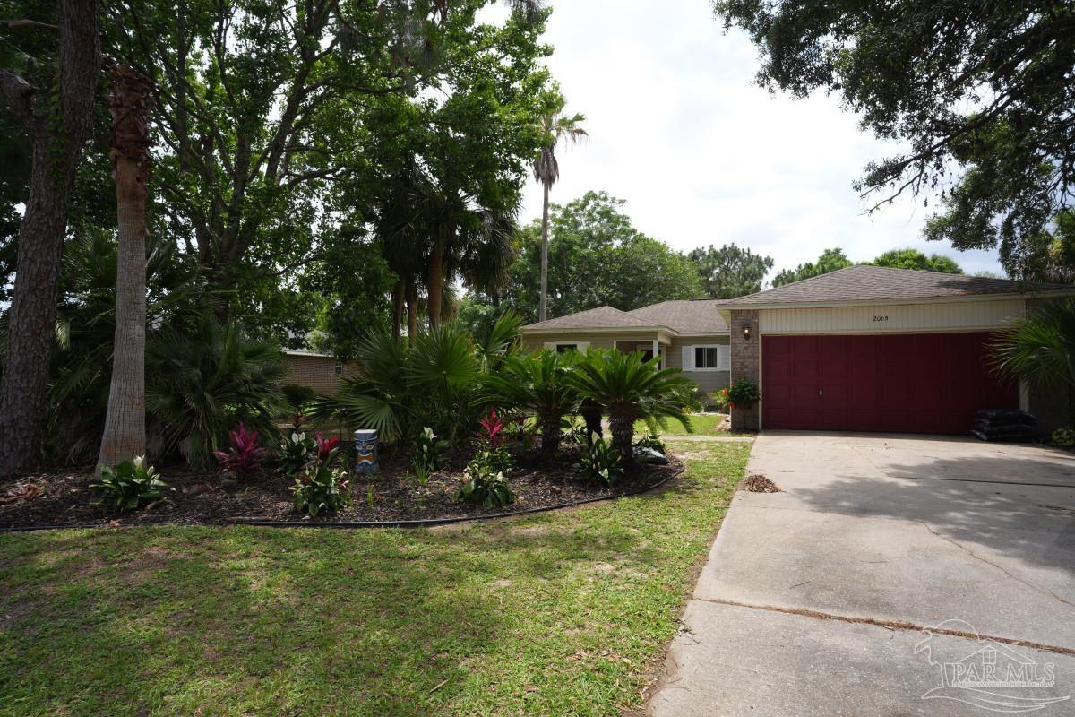 2005 Commodore Drive Navarre FL 32566