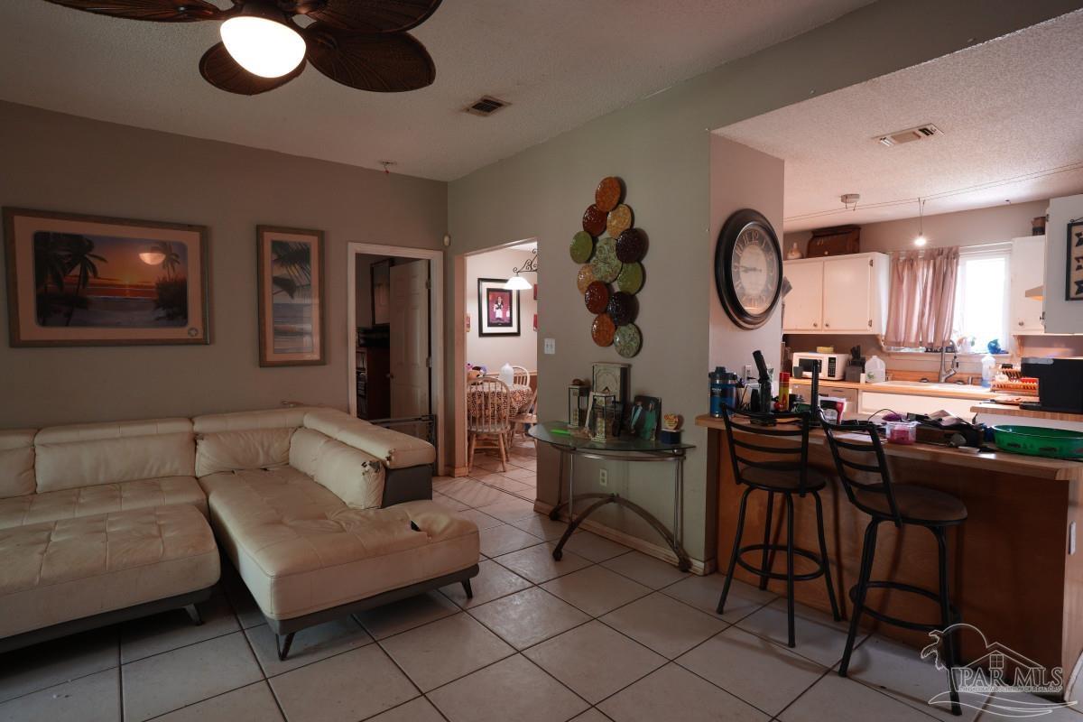 2005 Commodore Drive Navarre FL 32566