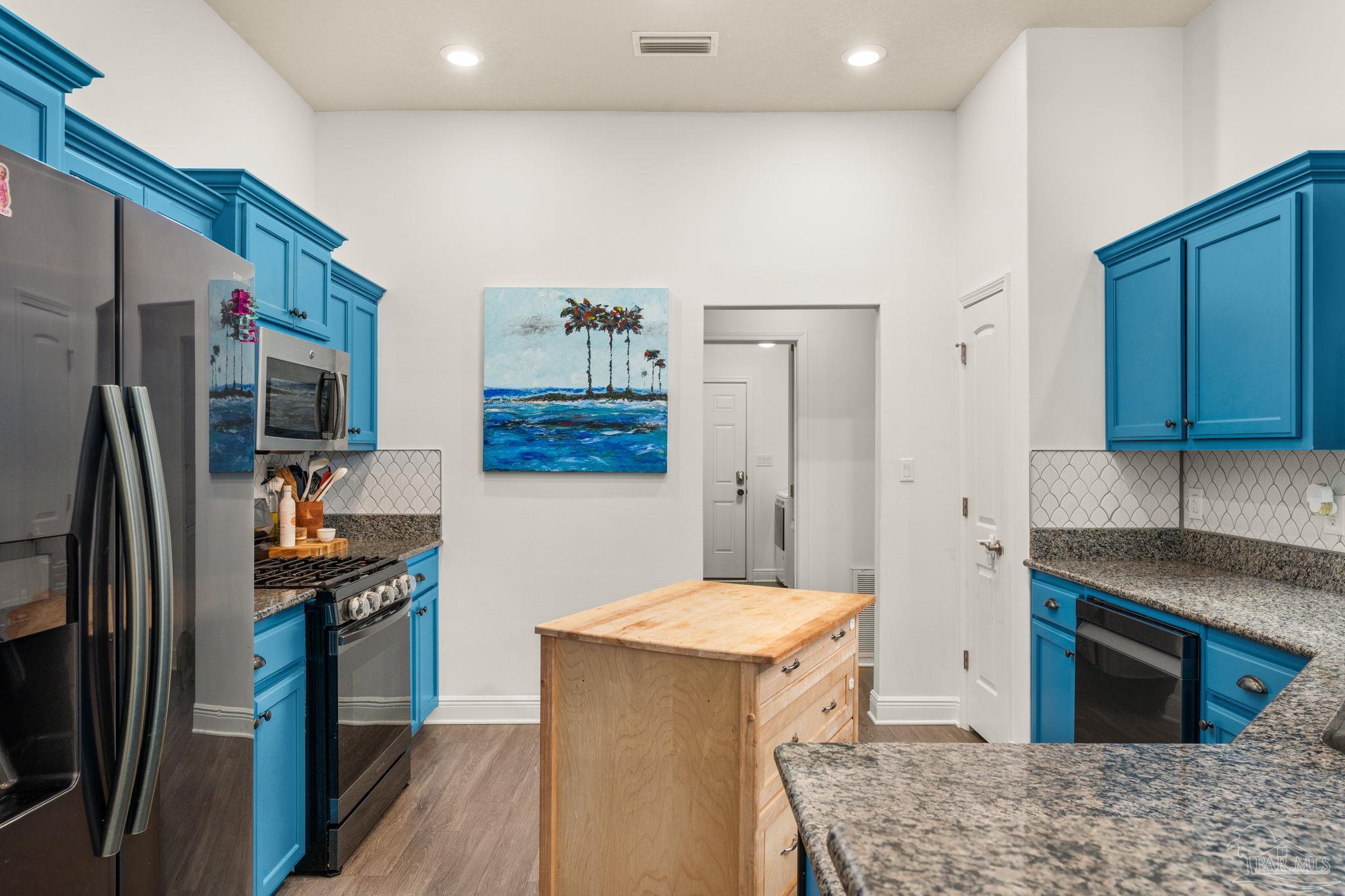 5469 North Shore Road Pensacola FL 32507