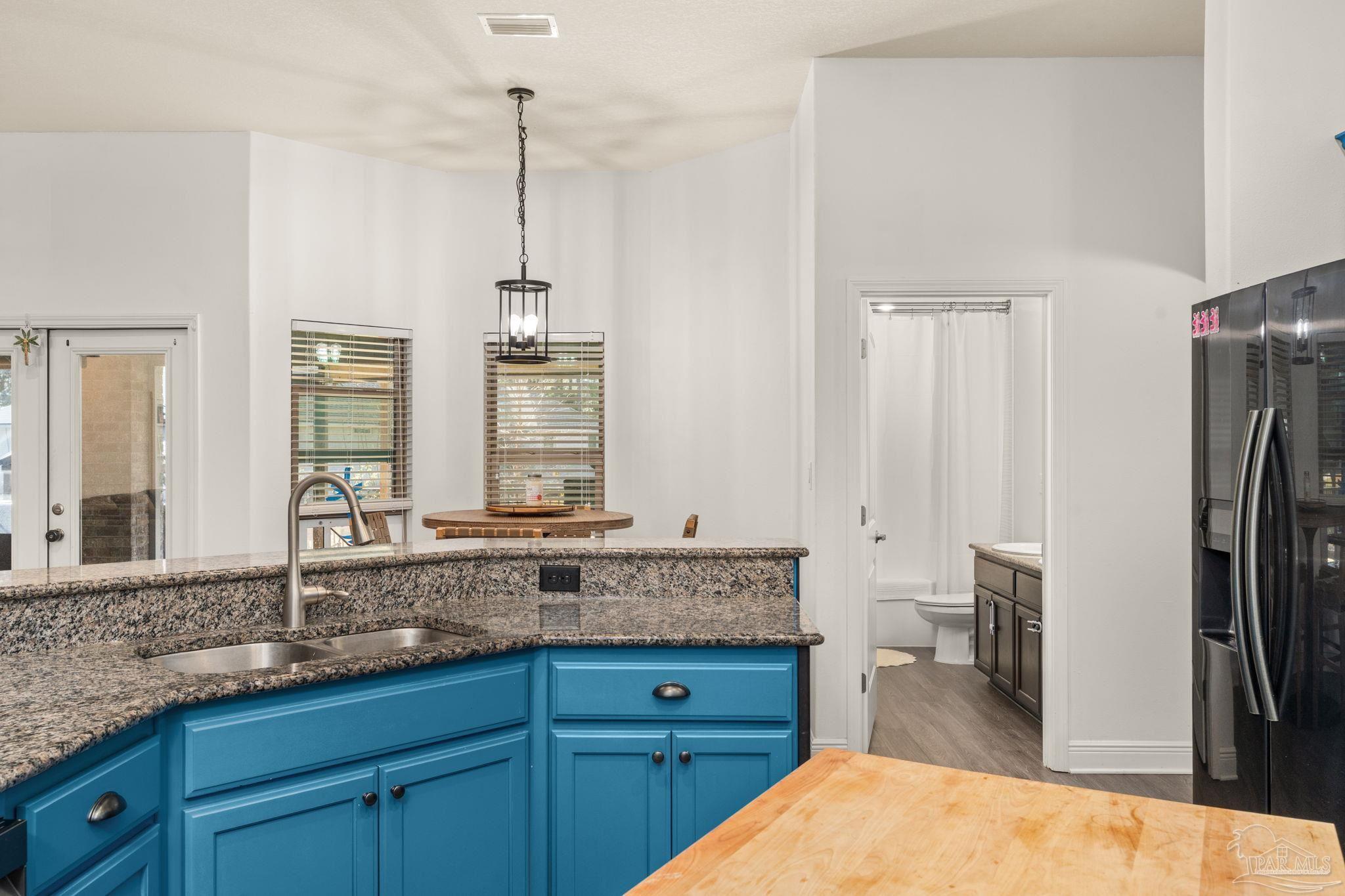 5469 North Shore Road Pensacola FL 32507